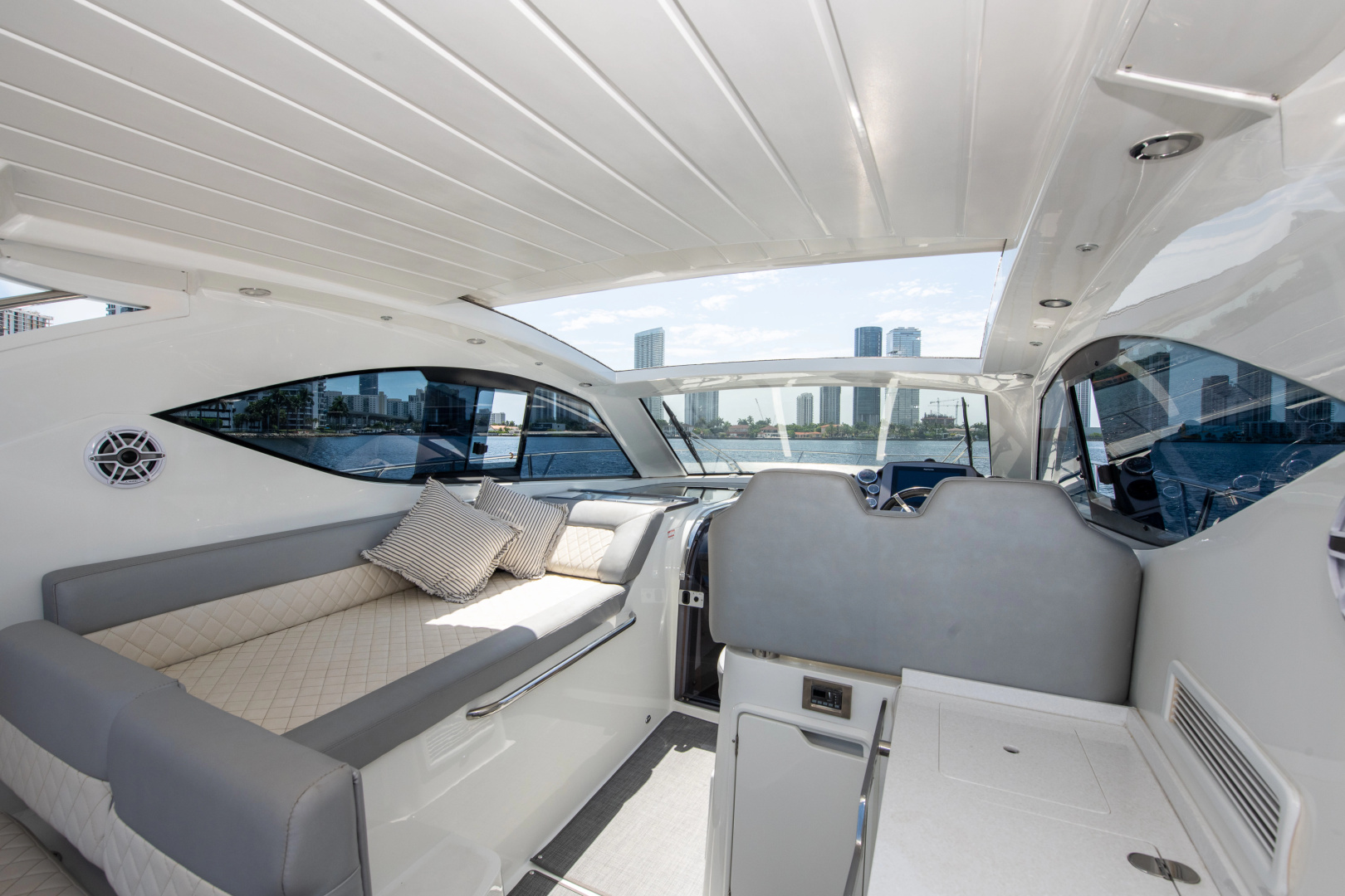 40ft Galeon Yacht For Sale 40ft Galeon Yacht For Sale