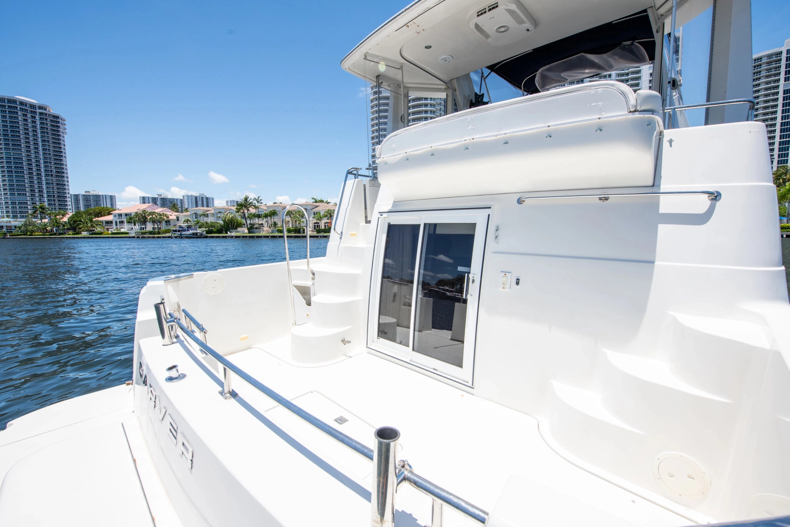 Carver 444 CMY Yacht For Sale
