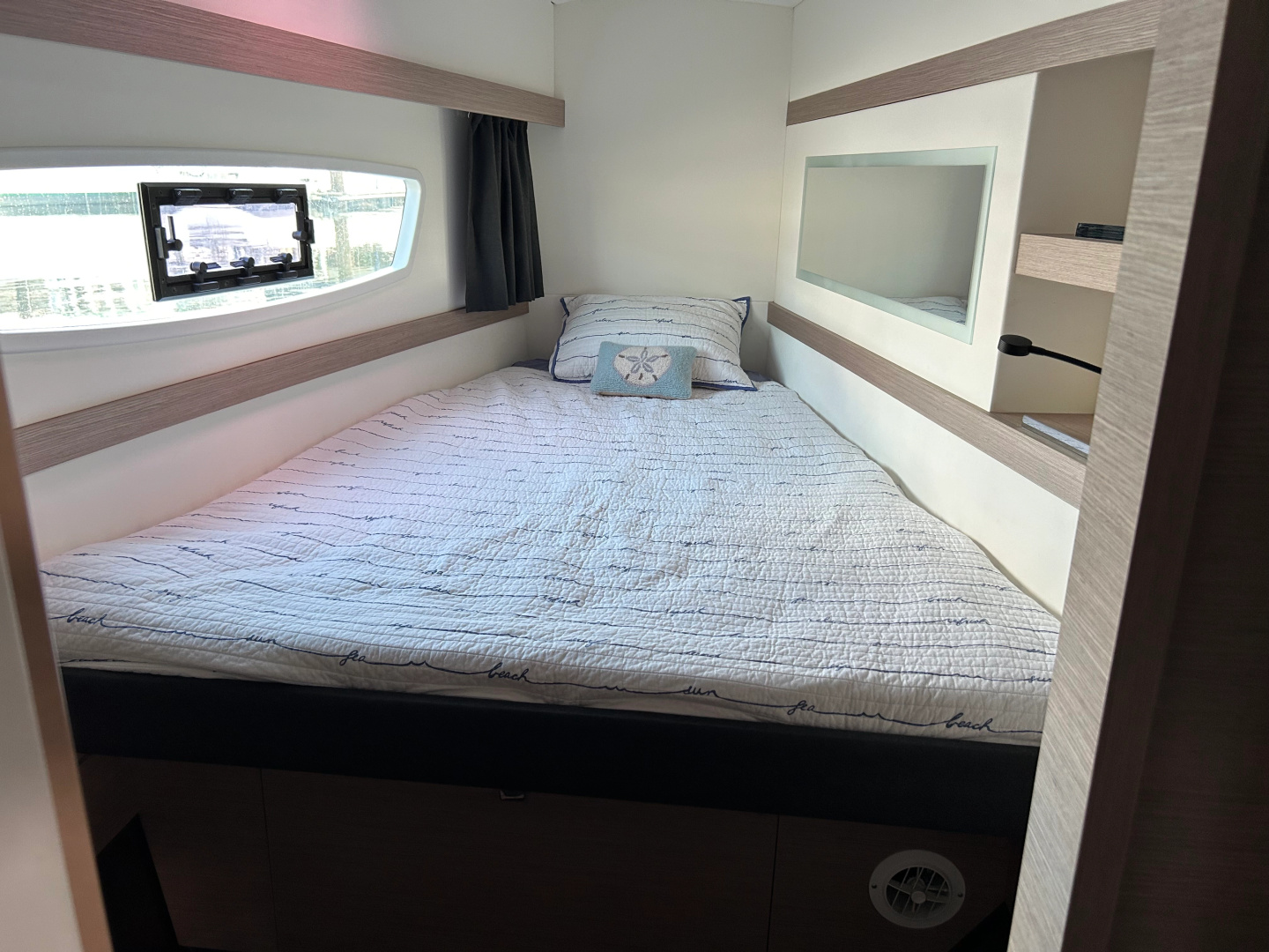 2021 Fountaine Pajot Isla 40