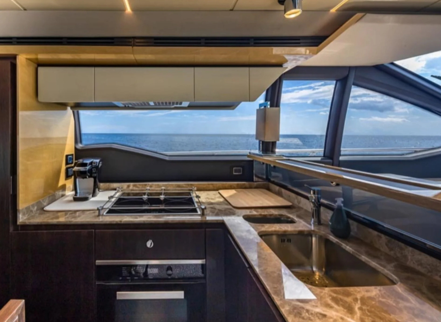 66ft Azimut Yacht For Sale 66ft Azimut Yacht For Sale