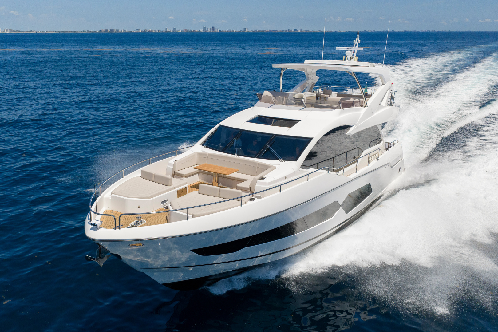 2020 Sunseeker 76 Yacht