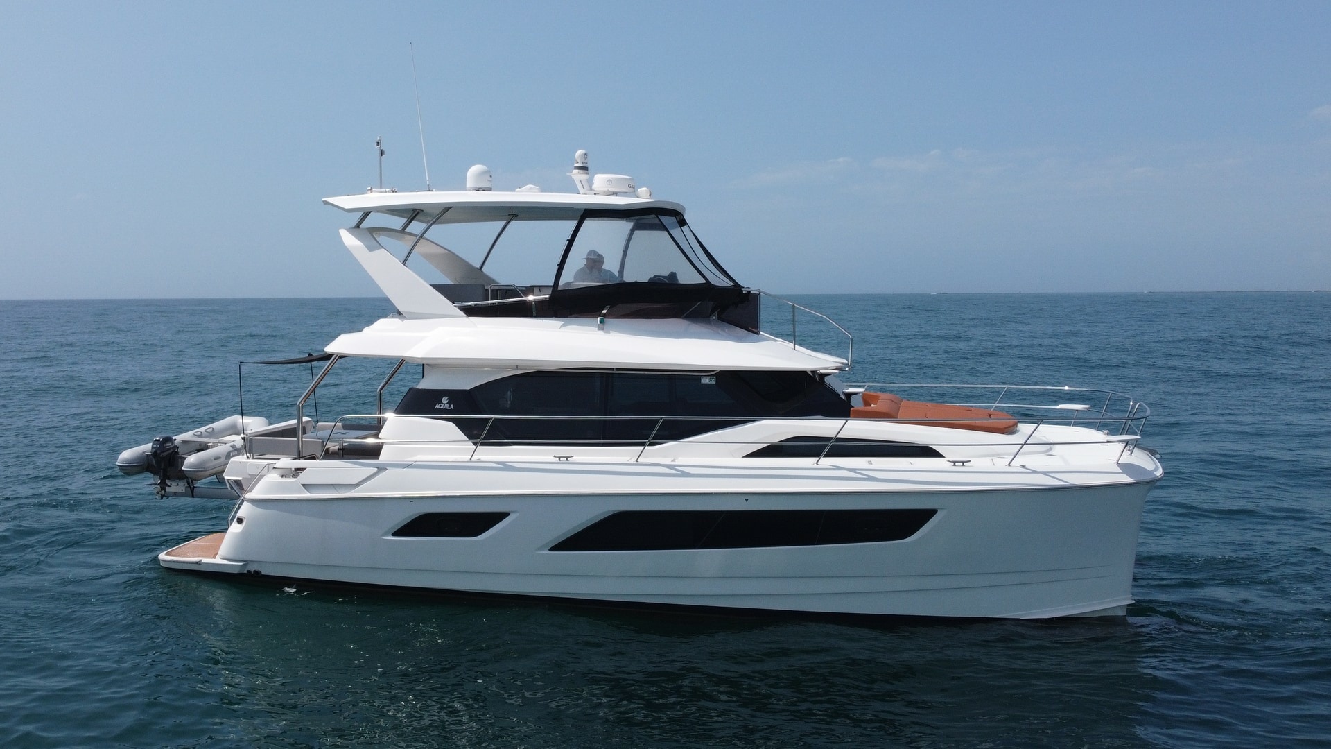 Starboard Profile of Aquila 44 CAT