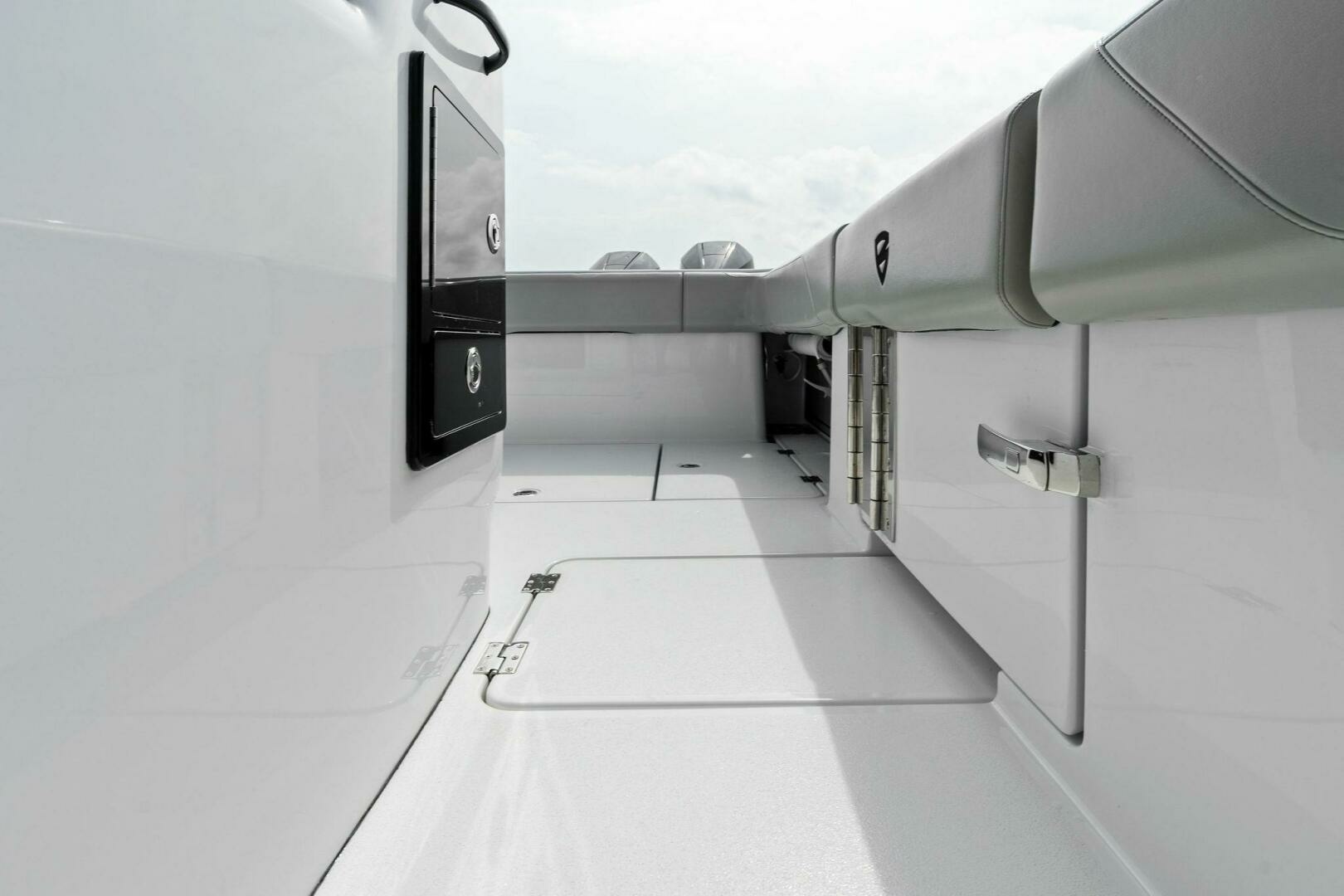 2022 Barker Boatworks 40 HPC 