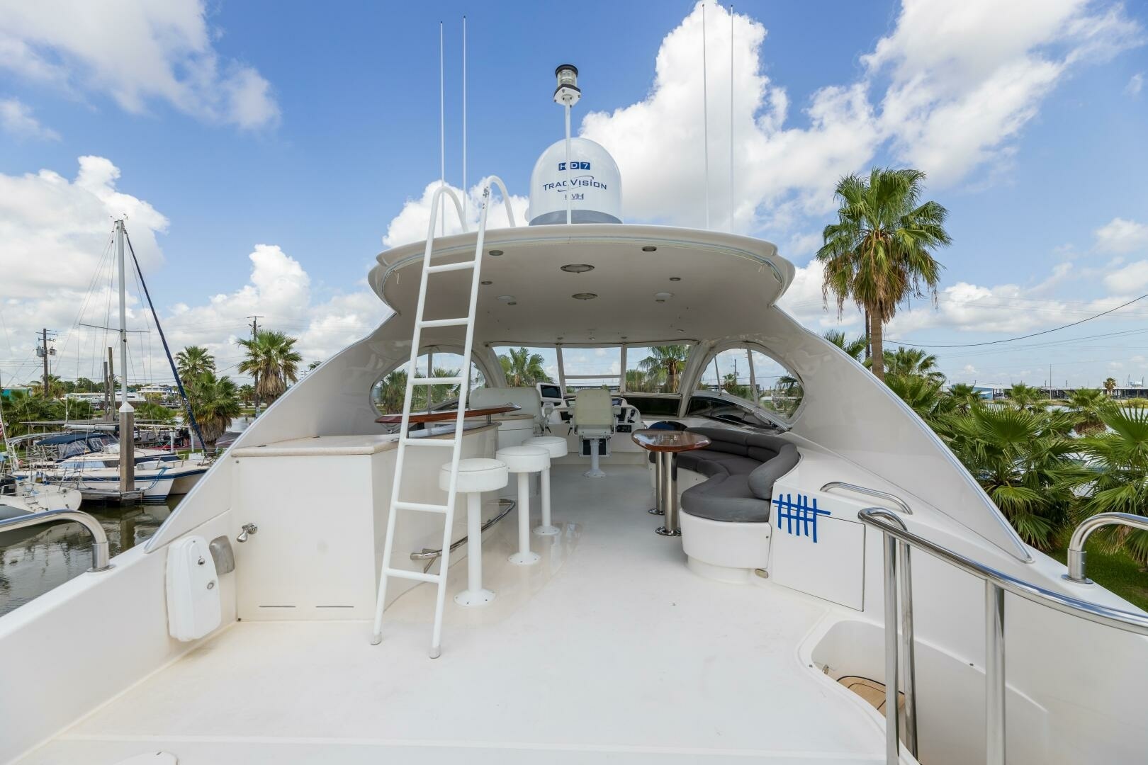 Kathleen 74ft Lazzara Yachts Yacht For Sale