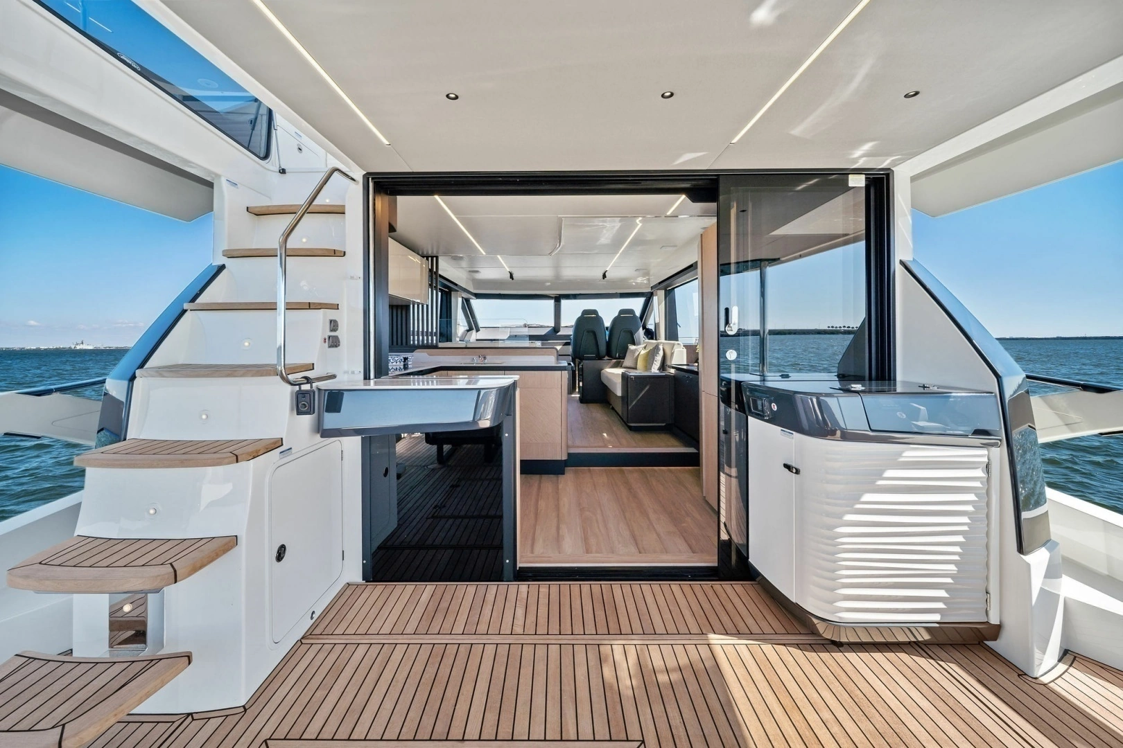 New 2027 56 Absolute Fly 56ft Absolute Yacht For Sale