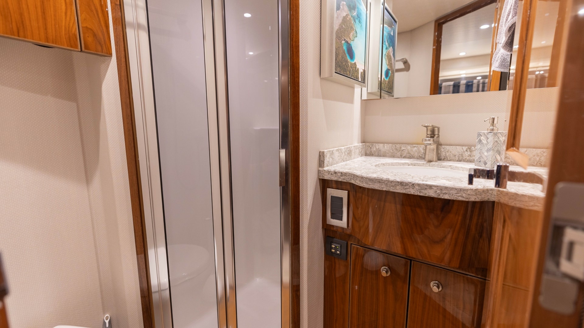 Luxurious Ensuite Bathroom