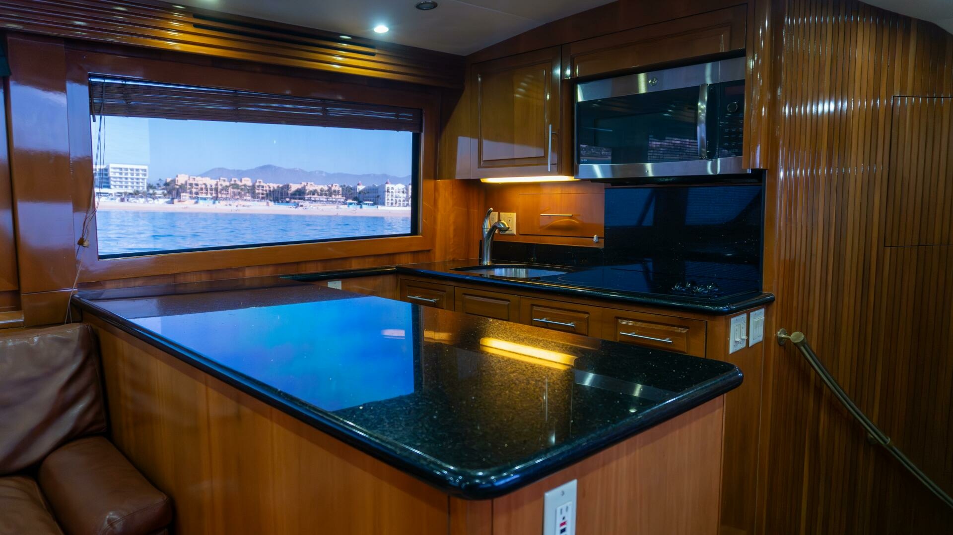 Sinyorita Salada 60ft Hatteras Yacht For Sale