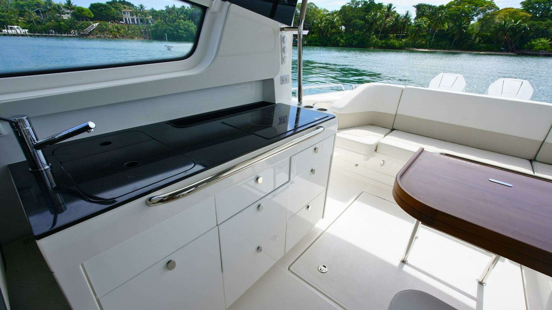 In Stock 2025 Nimbus W11 60 40ft Nimbus Yacht For Sale In Stock 2025 Nimbus W11 60 40ft Nimbus Yacht For Sale