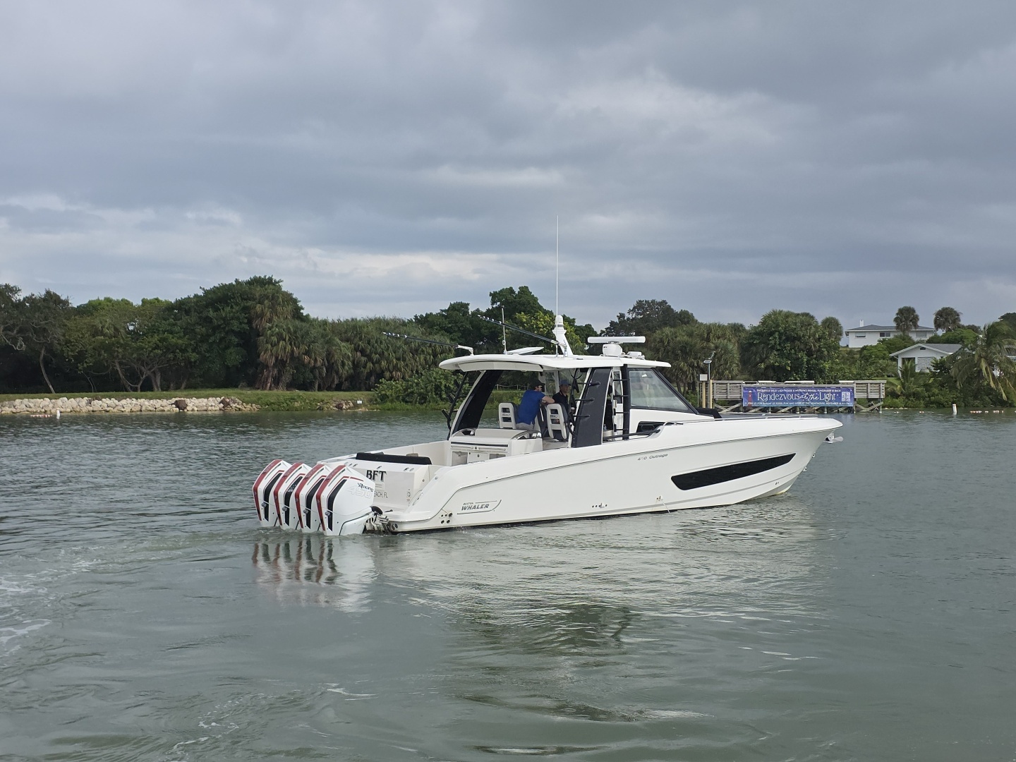 BFT 42ft Boston Whaler Yacht For Sale