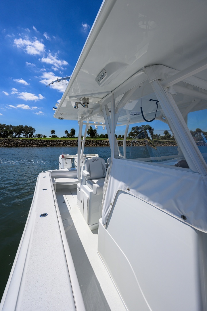 34ft Yellowfin Yacht For Sale
