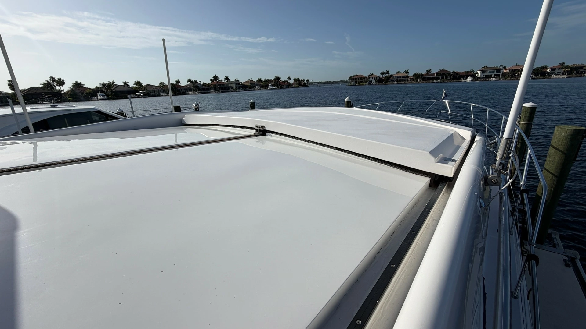 Regal 46 Sport Coupe Yacht For Sale