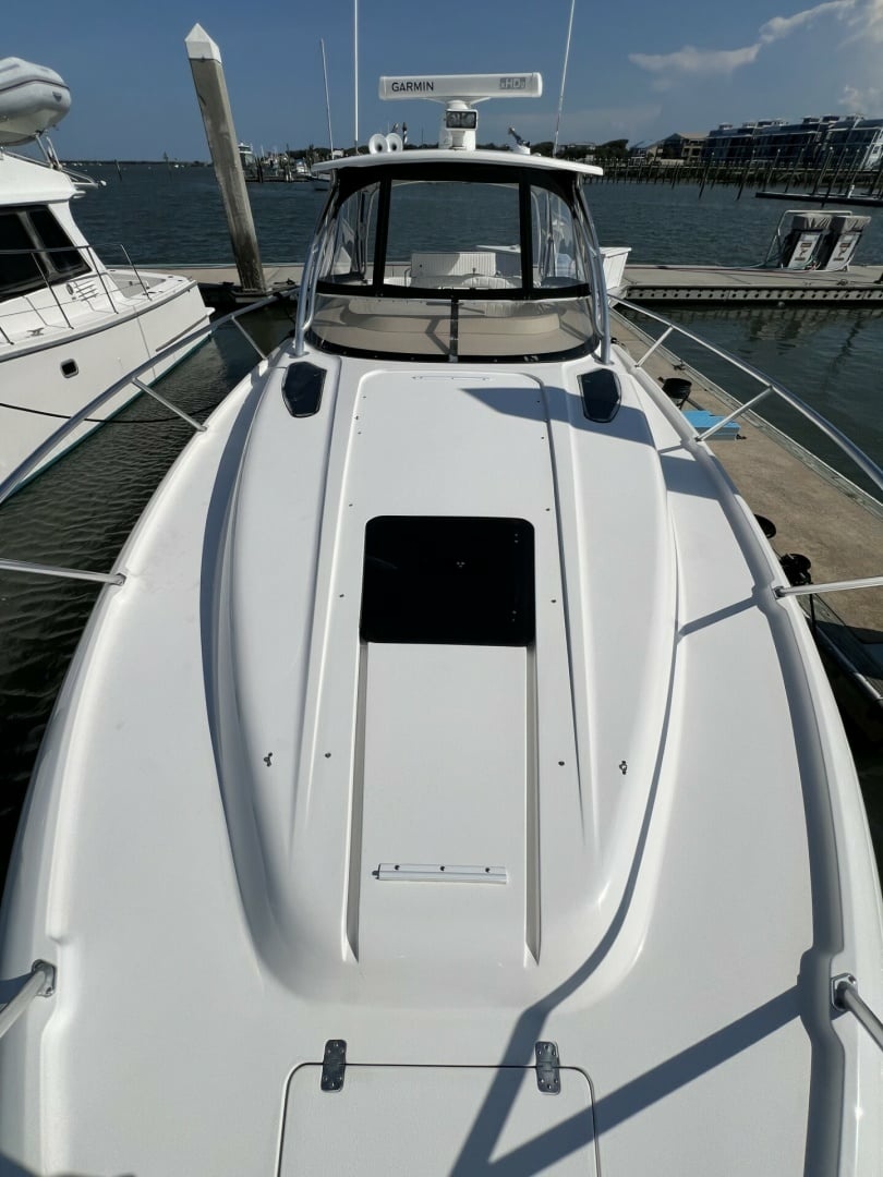 FINSURE 37ft Intrepid Yacht For Sale