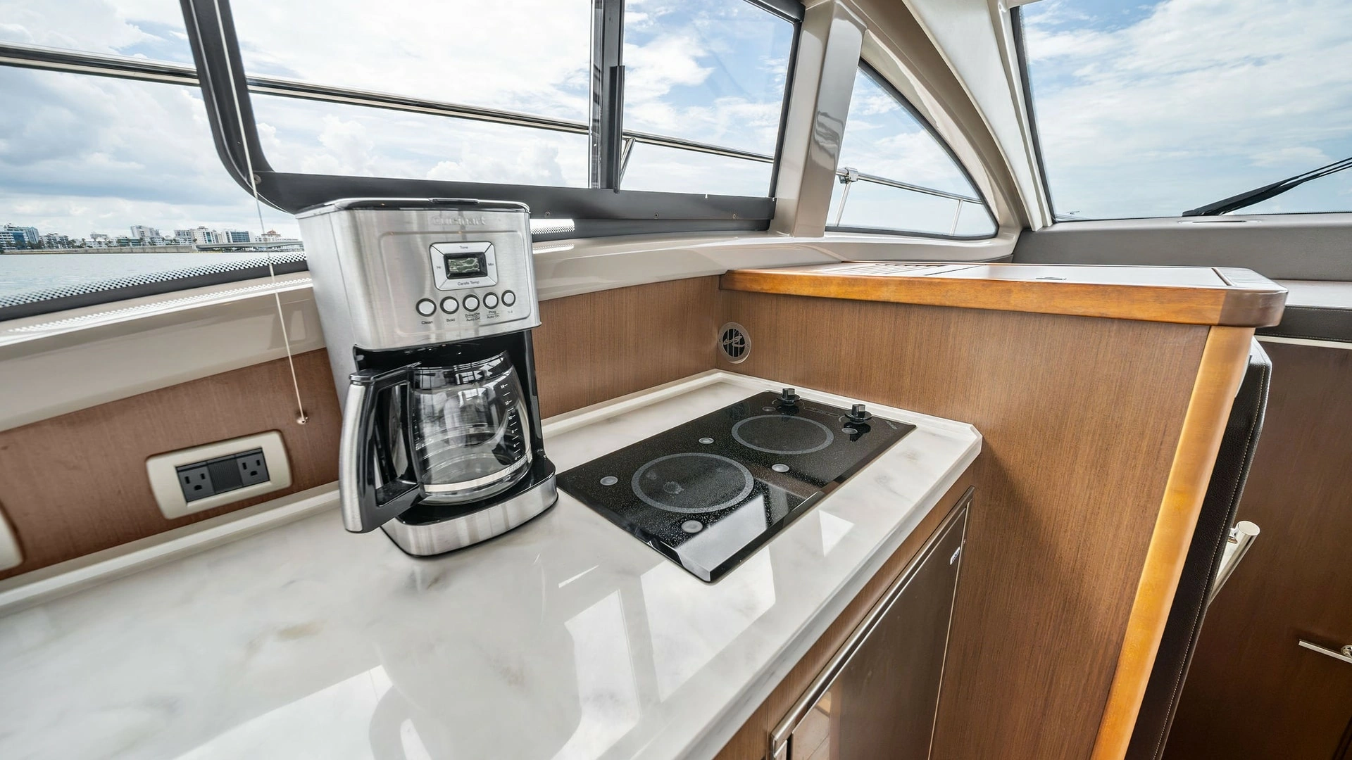 Sea Ray 400 fly Yacht For Sale