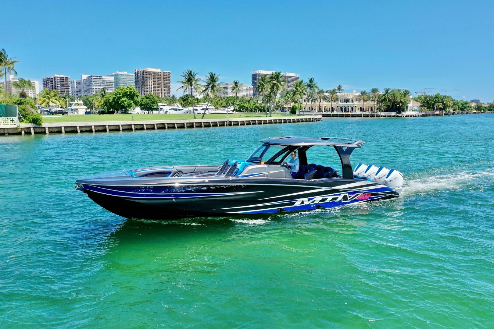 TOBITO I 42ft MTI Yacht For Sale