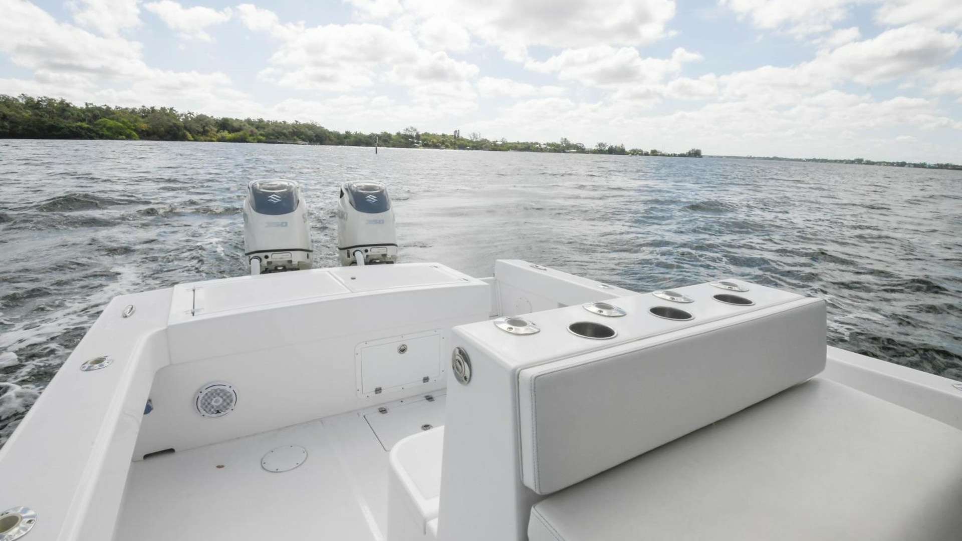 33ft Ocean Master Yacht For Sale