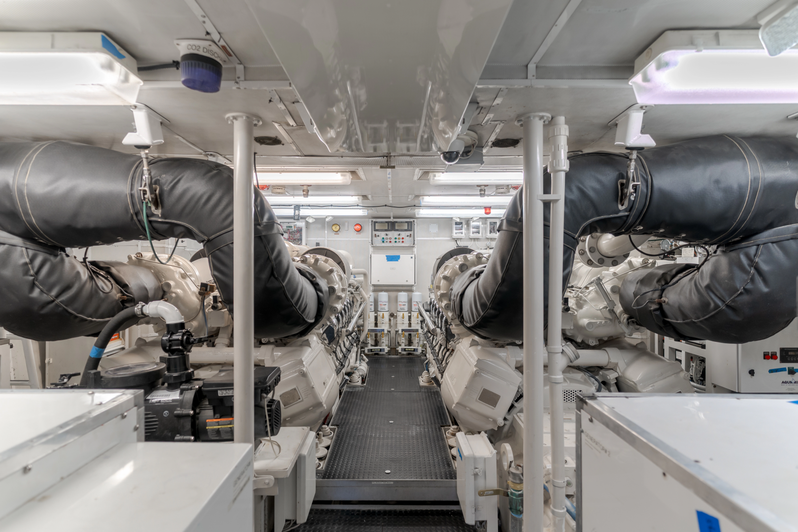 Destiny 104 Raised Pilothouse — Active Octo - Photo 63