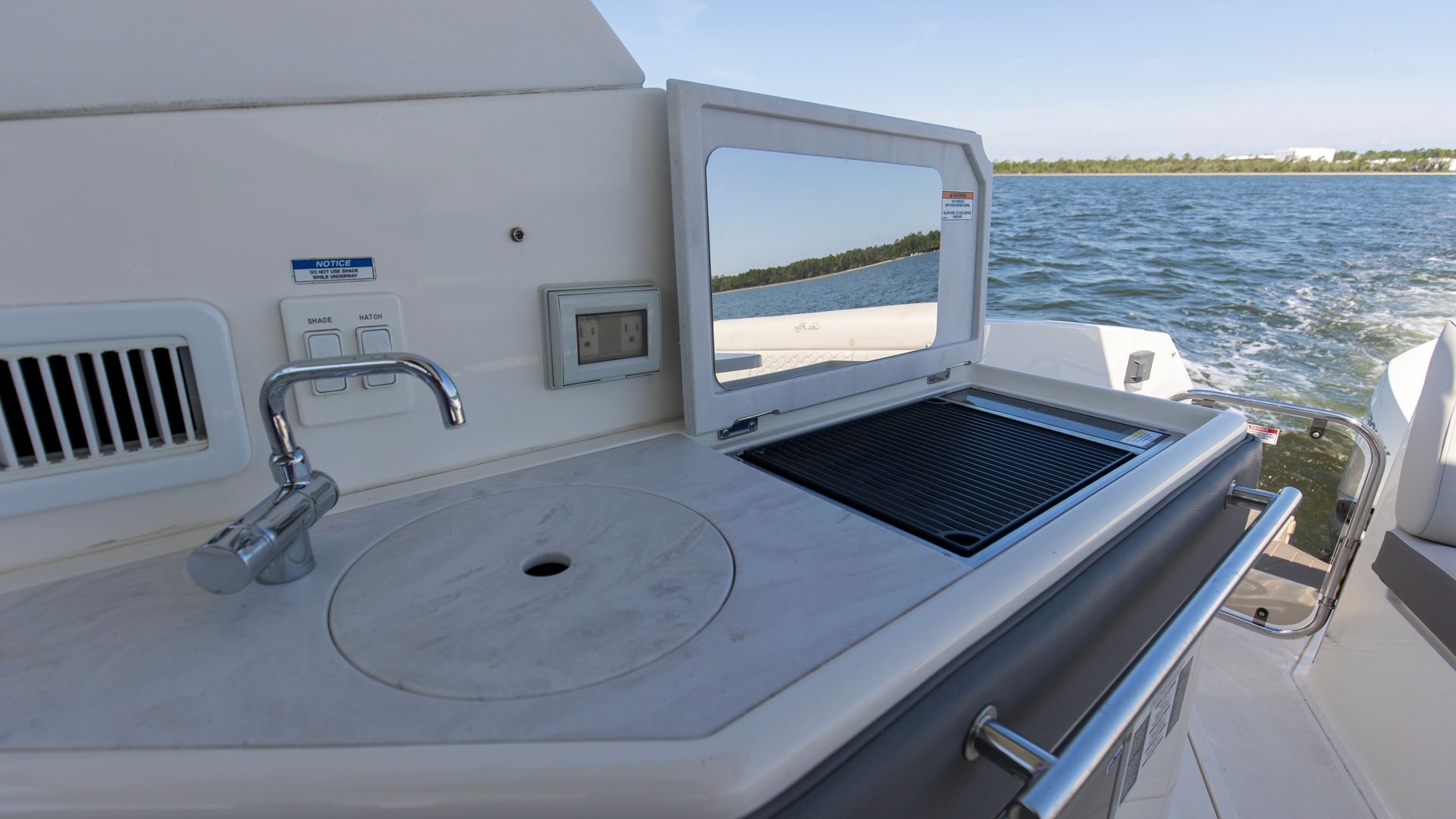 Raya Sunshine 32ft Sea Ray Yacht For Sale