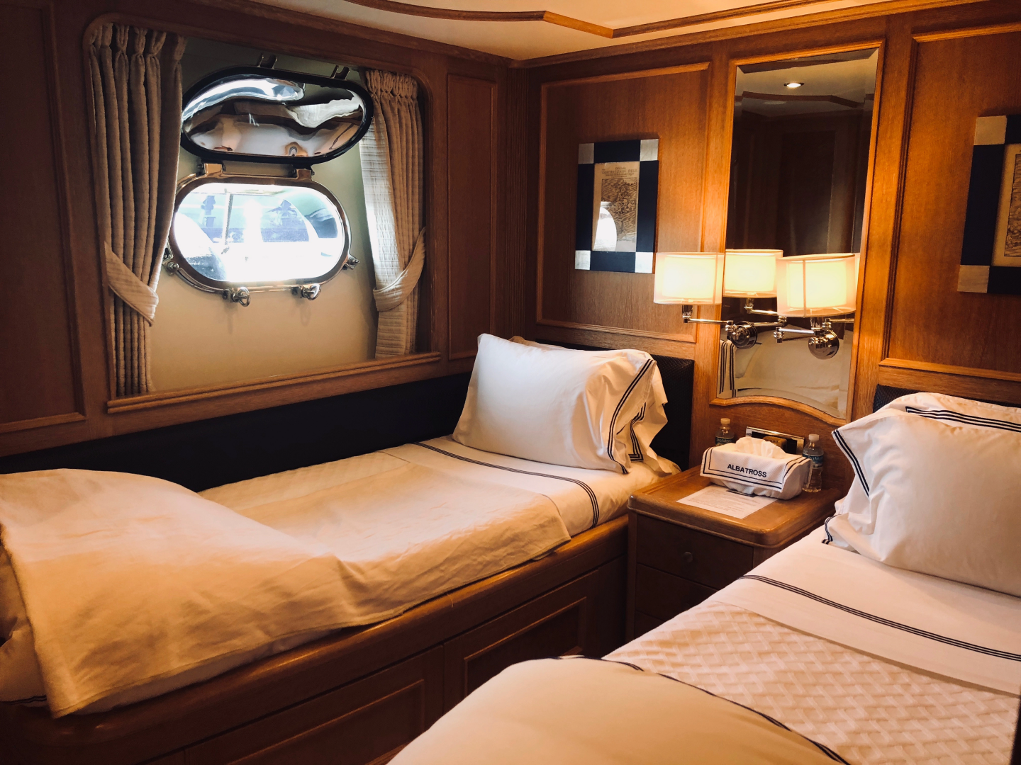 2004 Benetti Cockpit