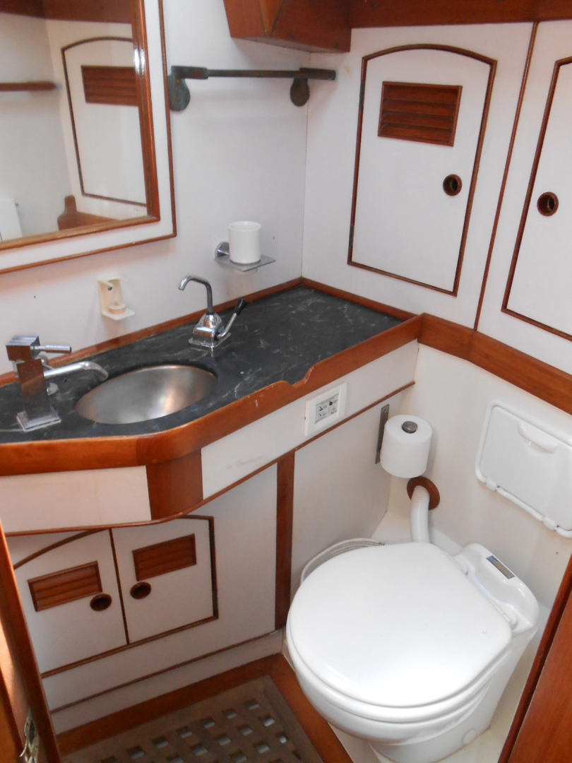 Alls Well Tio 38ft Little Harbor Yacht For Sale Alls Well Tio 38ft Little Harbor Yacht For Sale