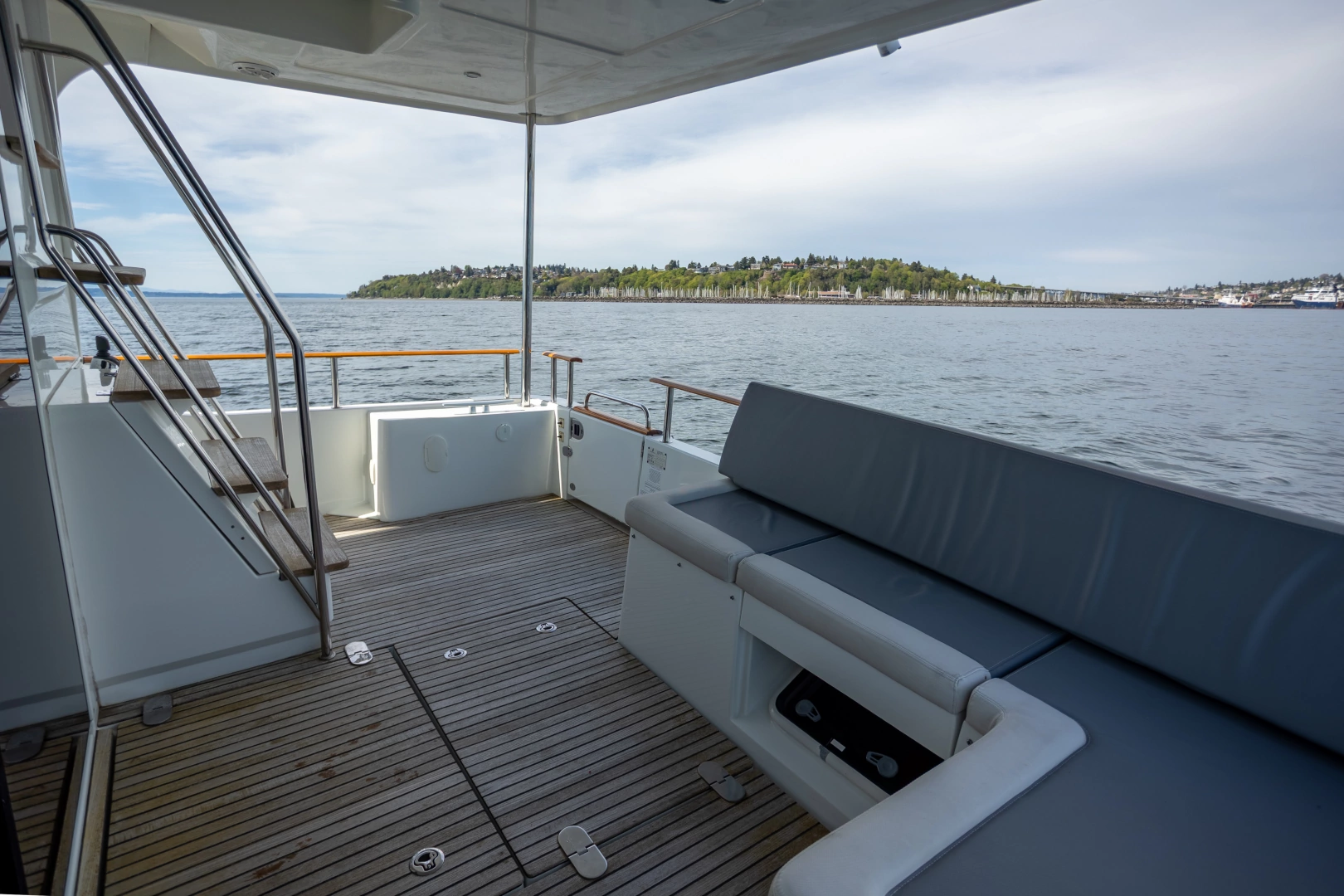 Beneteau Swift Trawler 50 Yacht For Sale