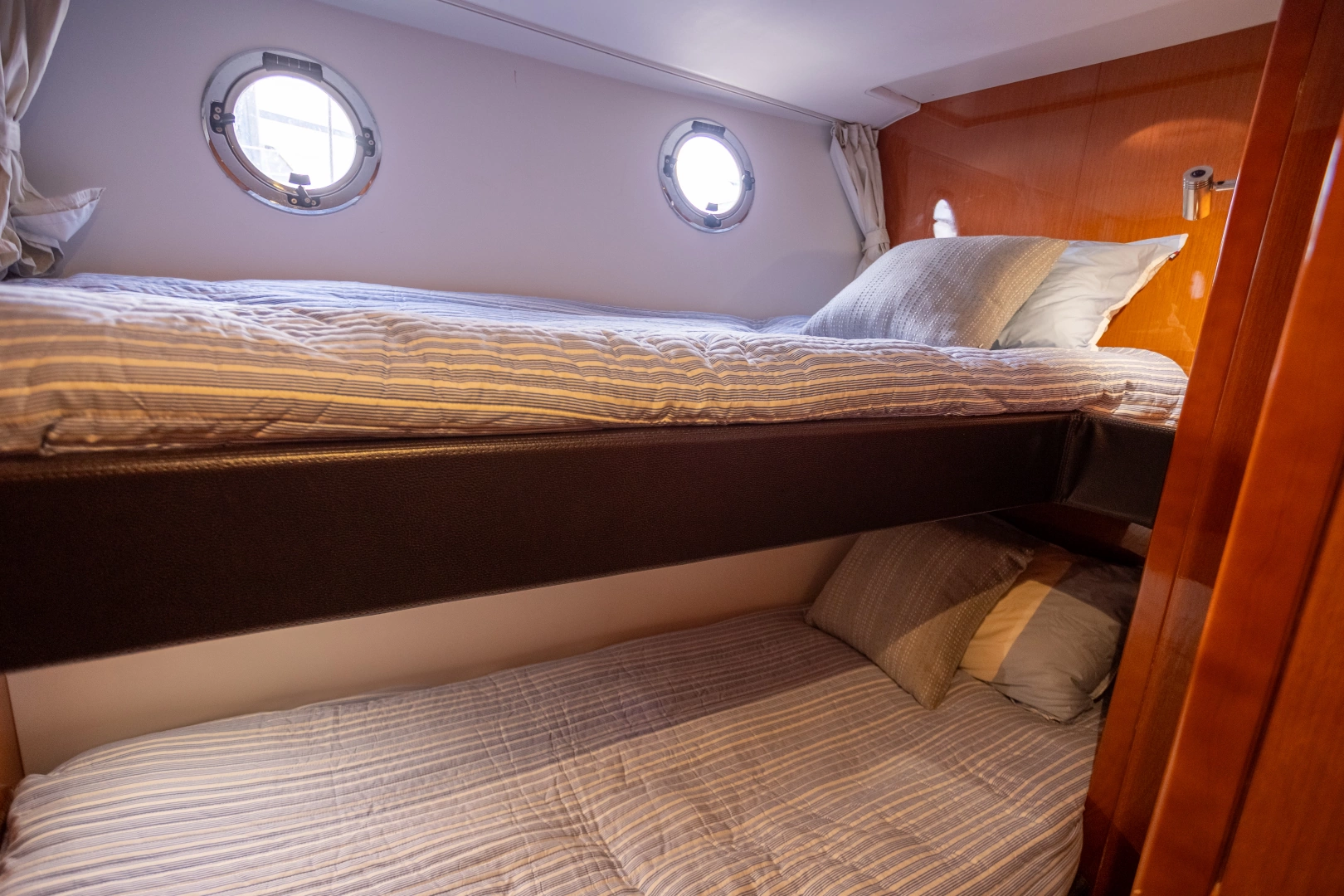 Beneteau Swift Trawler 50 Yacht For Sale
