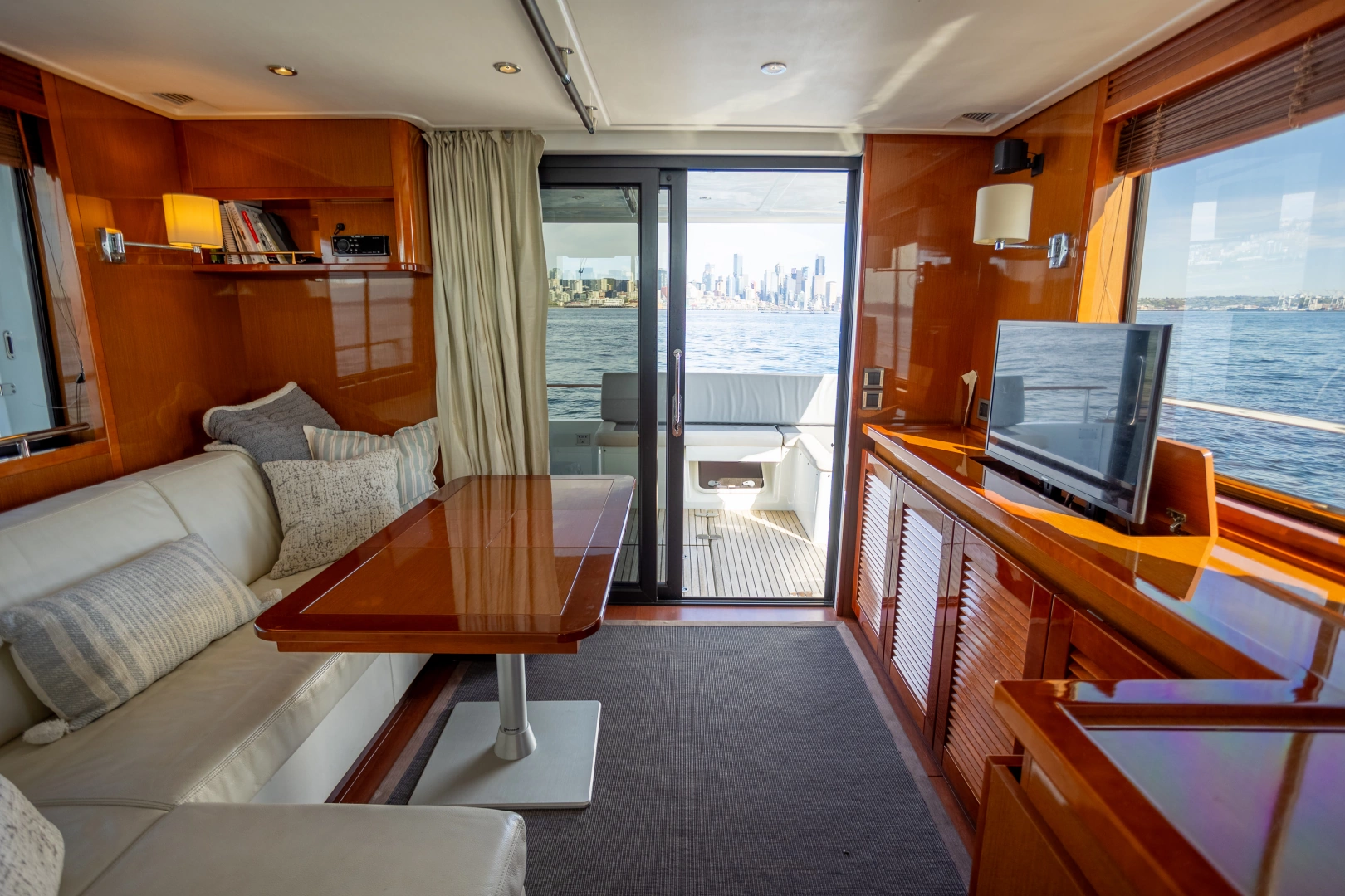 Beneteau Swift Trawler 50 Yacht For Sale