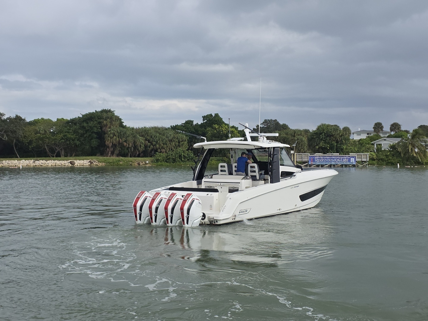 BFT 42ft Boston Whaler Yacht For Sale
