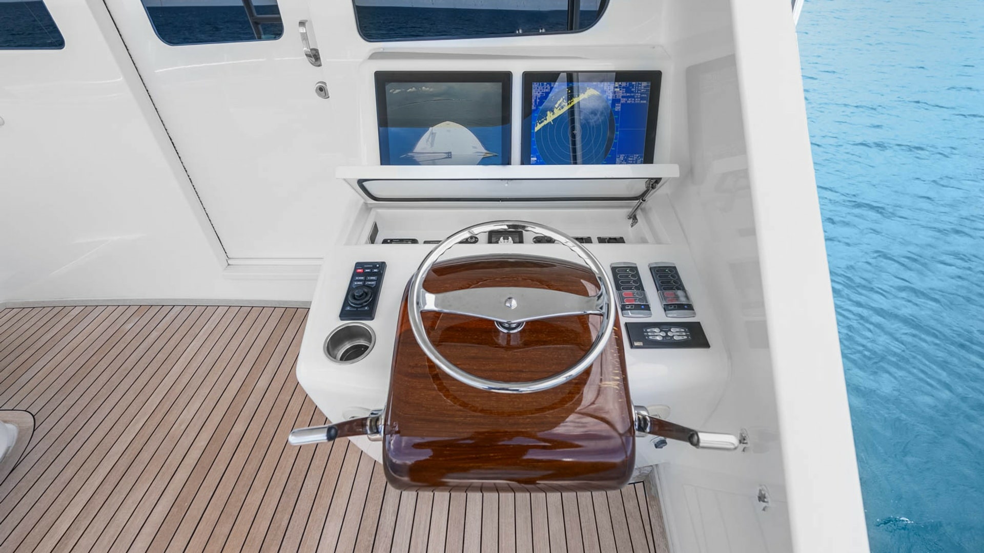 Double Barrel 92ft Viking Yacht For Sale Double Barrel 92ft Viking Yacht For Sale