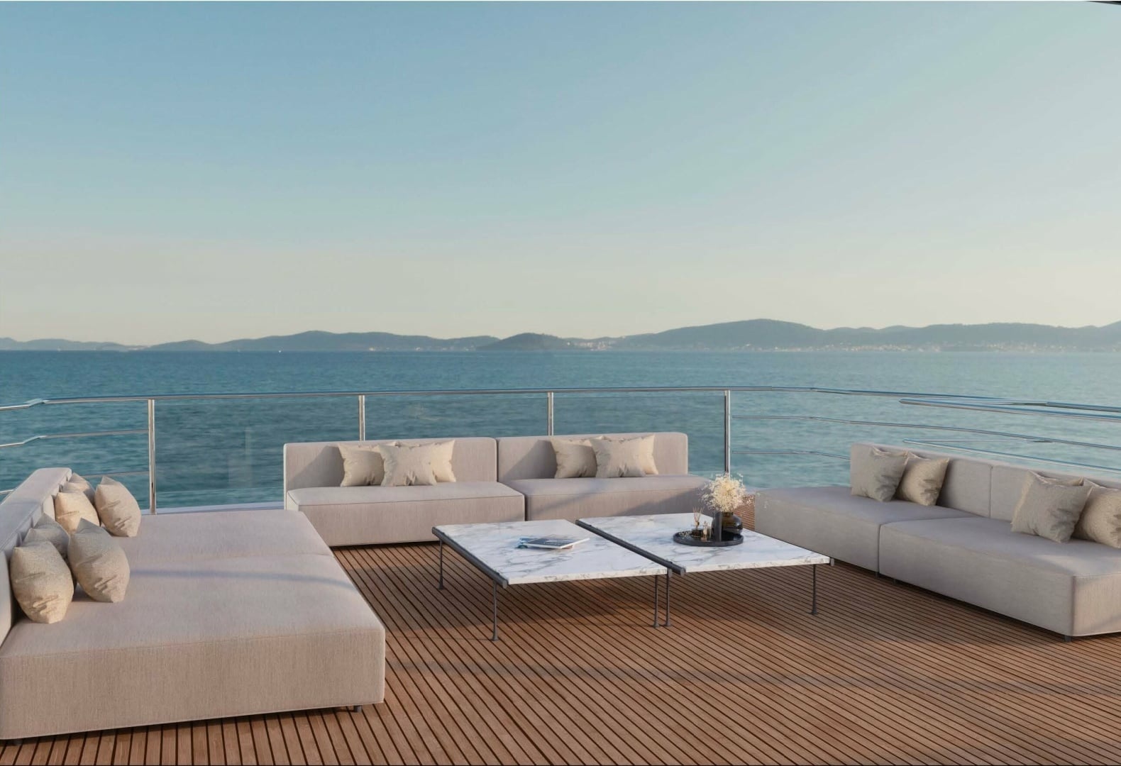 Sundeck Aft