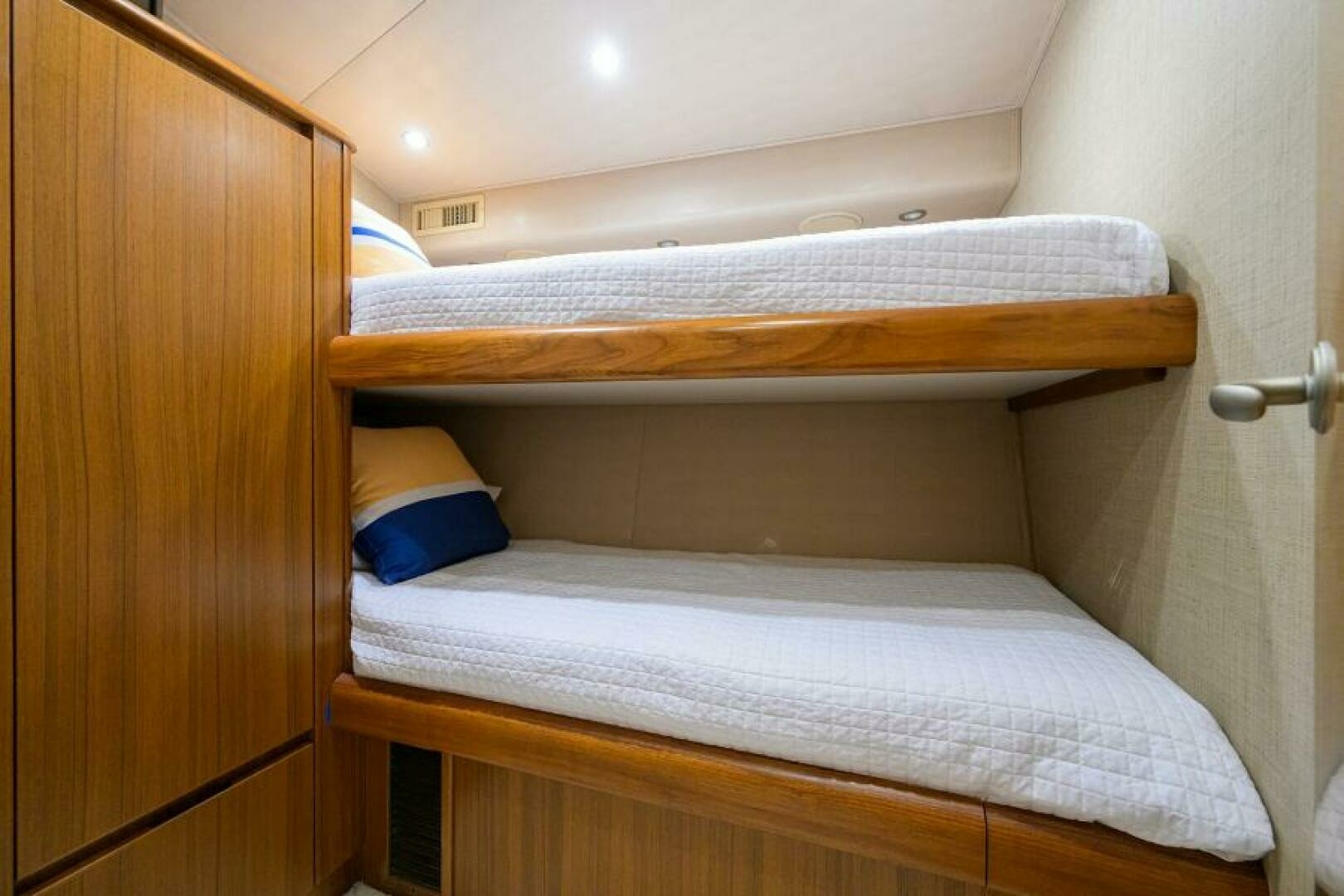 2008 Viking 60 Convertible