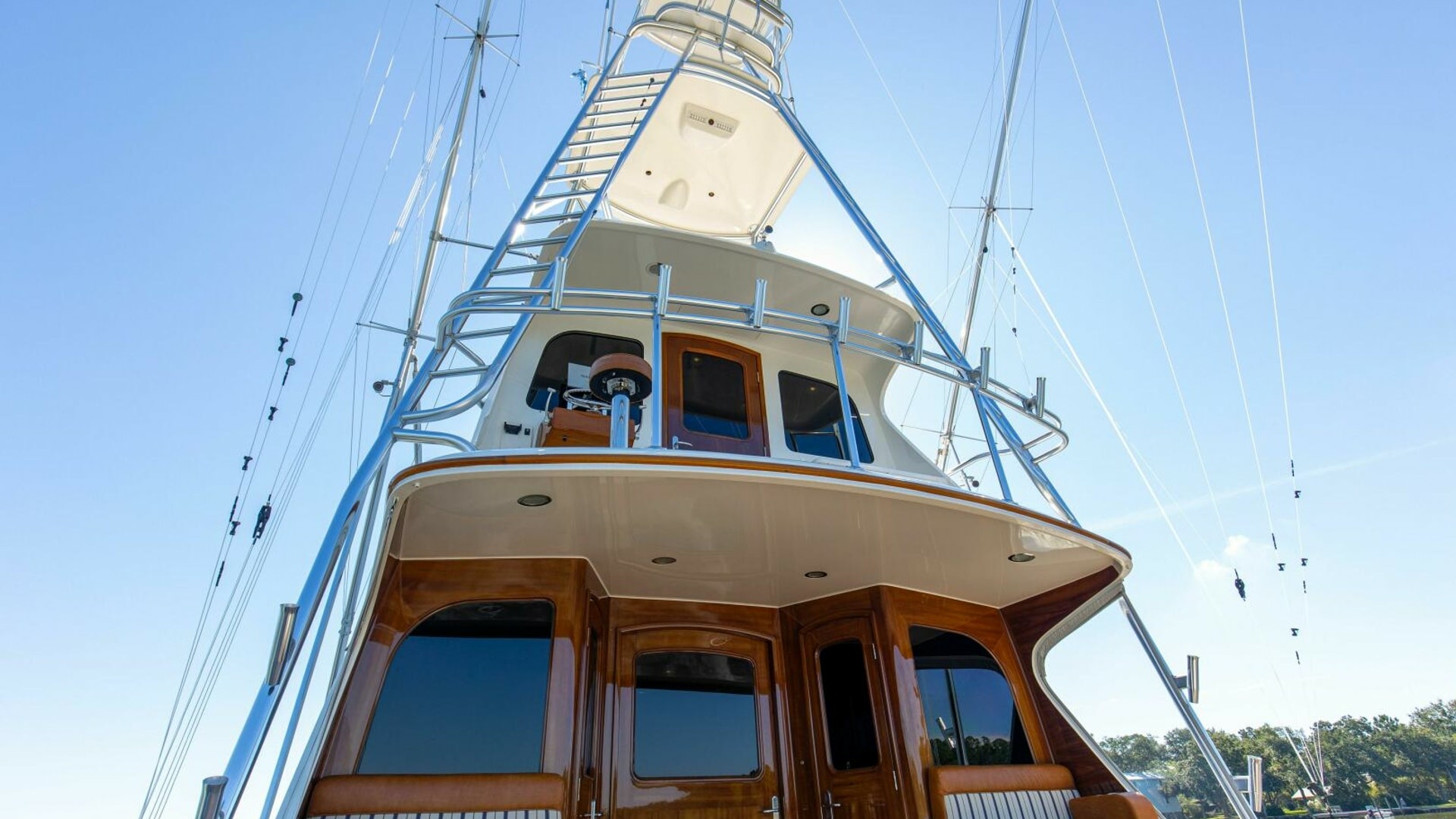 Badonkadonk 76ft Whiticar Yacht For Sale