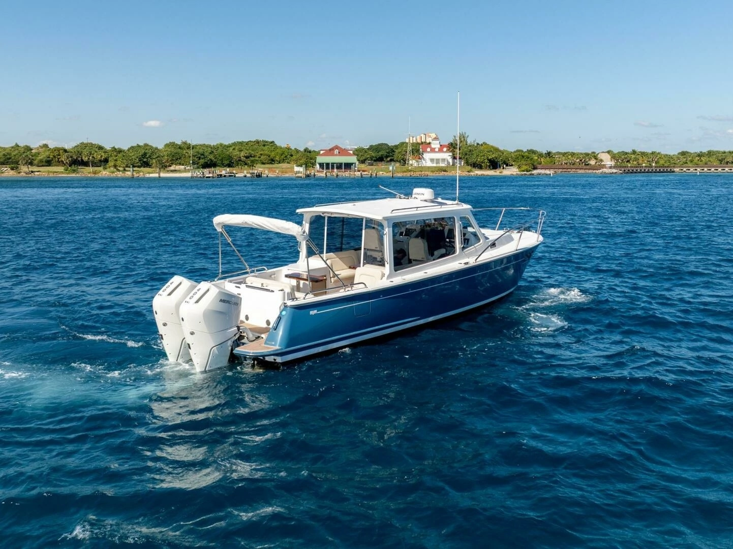 MJM 35 Yacht For Sale