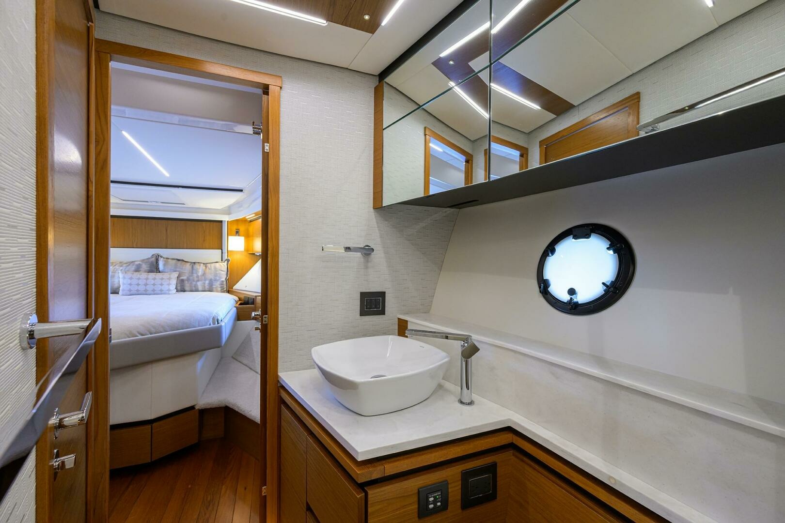 Debbie s Diamond 49ft Tiara Yachts Yacht For Sale