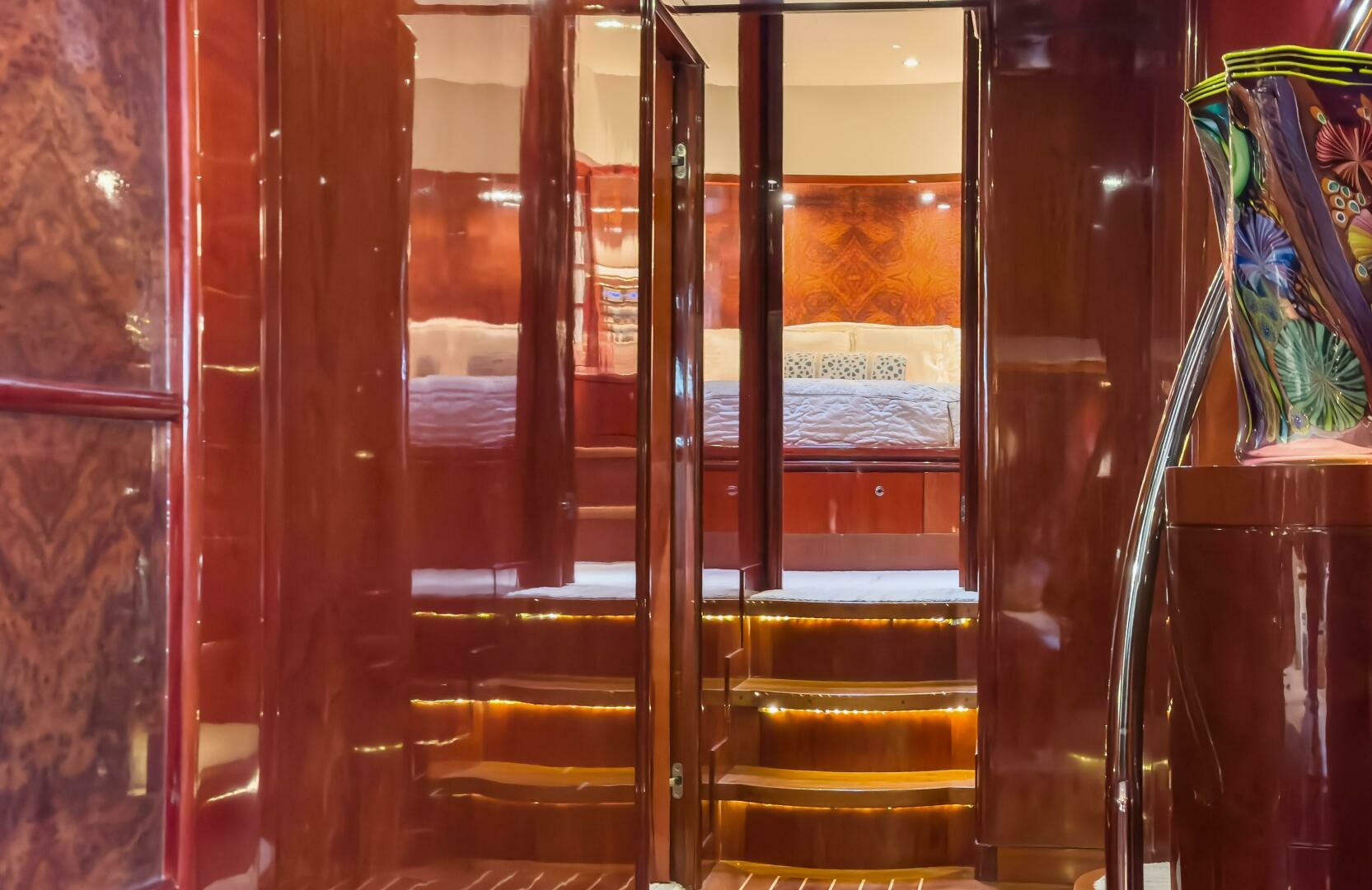 2005 Ocean Alexander 80 motoryacht