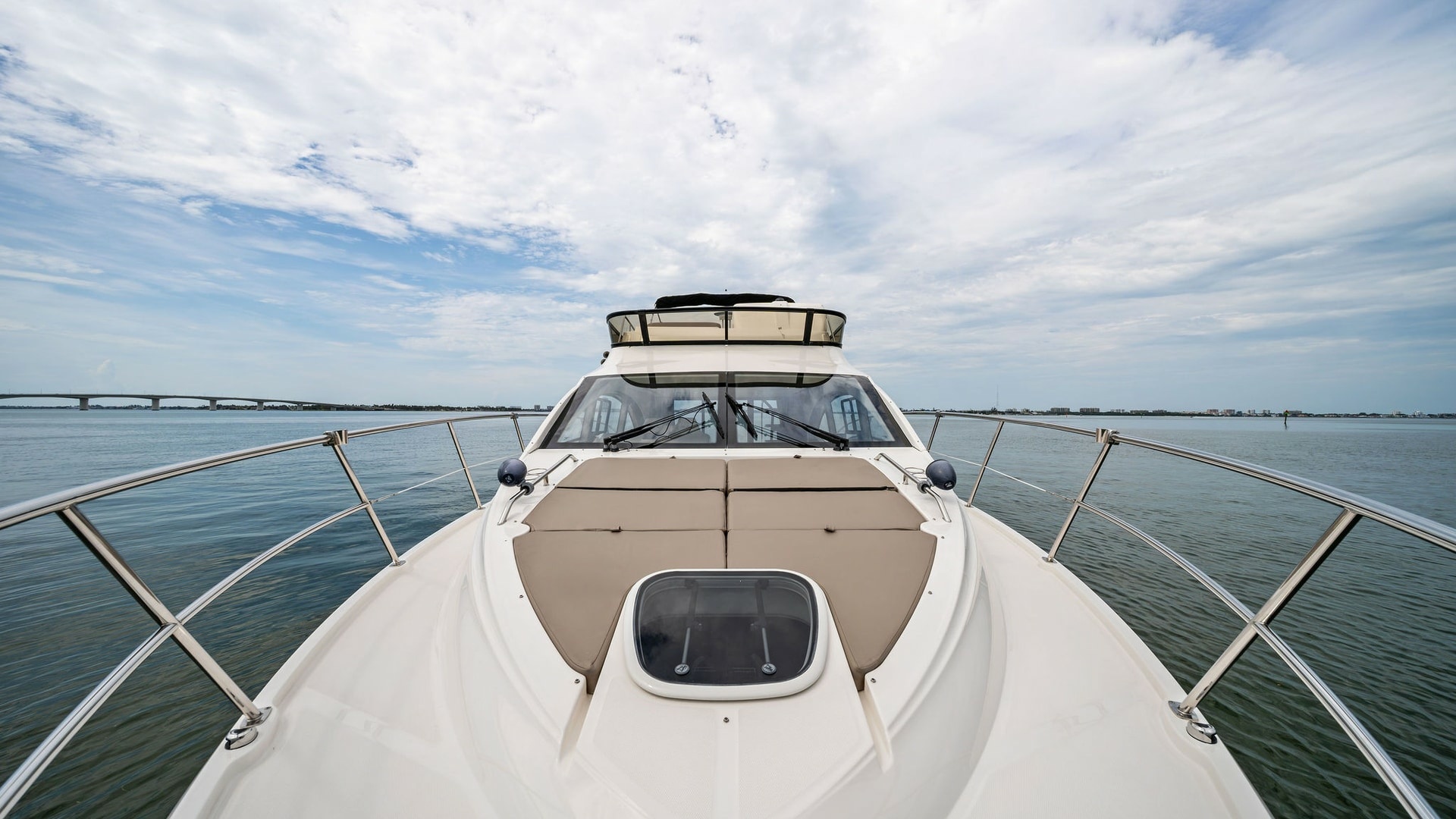 Bow View with Sunpad Seating