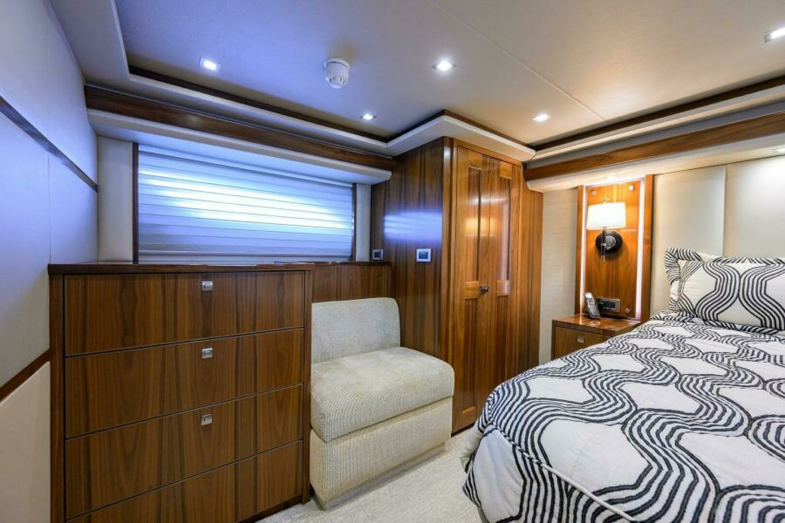 LAMPLIGHTER 80ft Viking Yacht For Sale