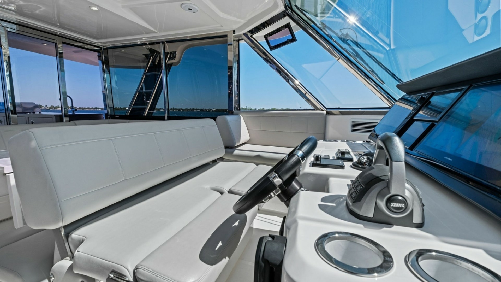 Aquila 54 Yacht — Remarkable I - Photo 50