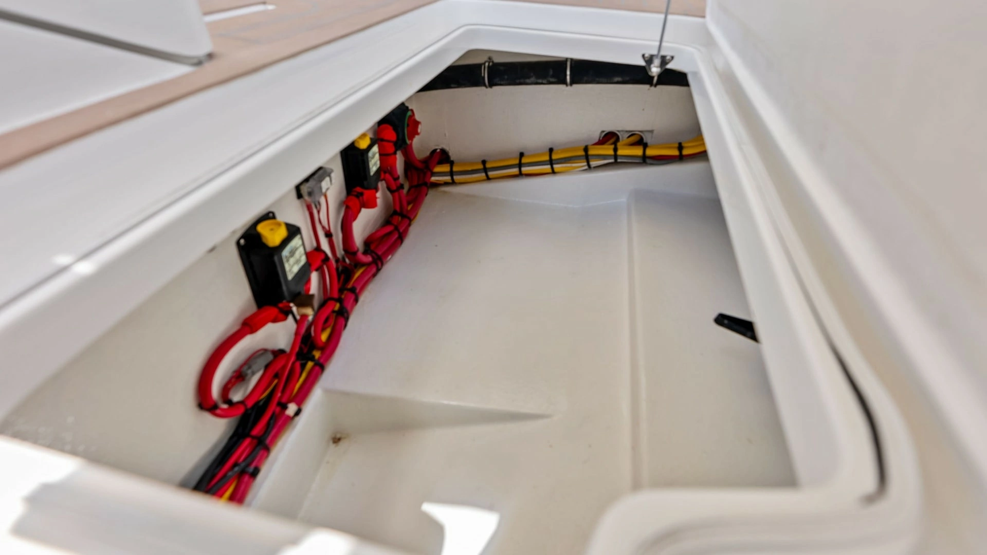 MJM M3 Yacht For Sale