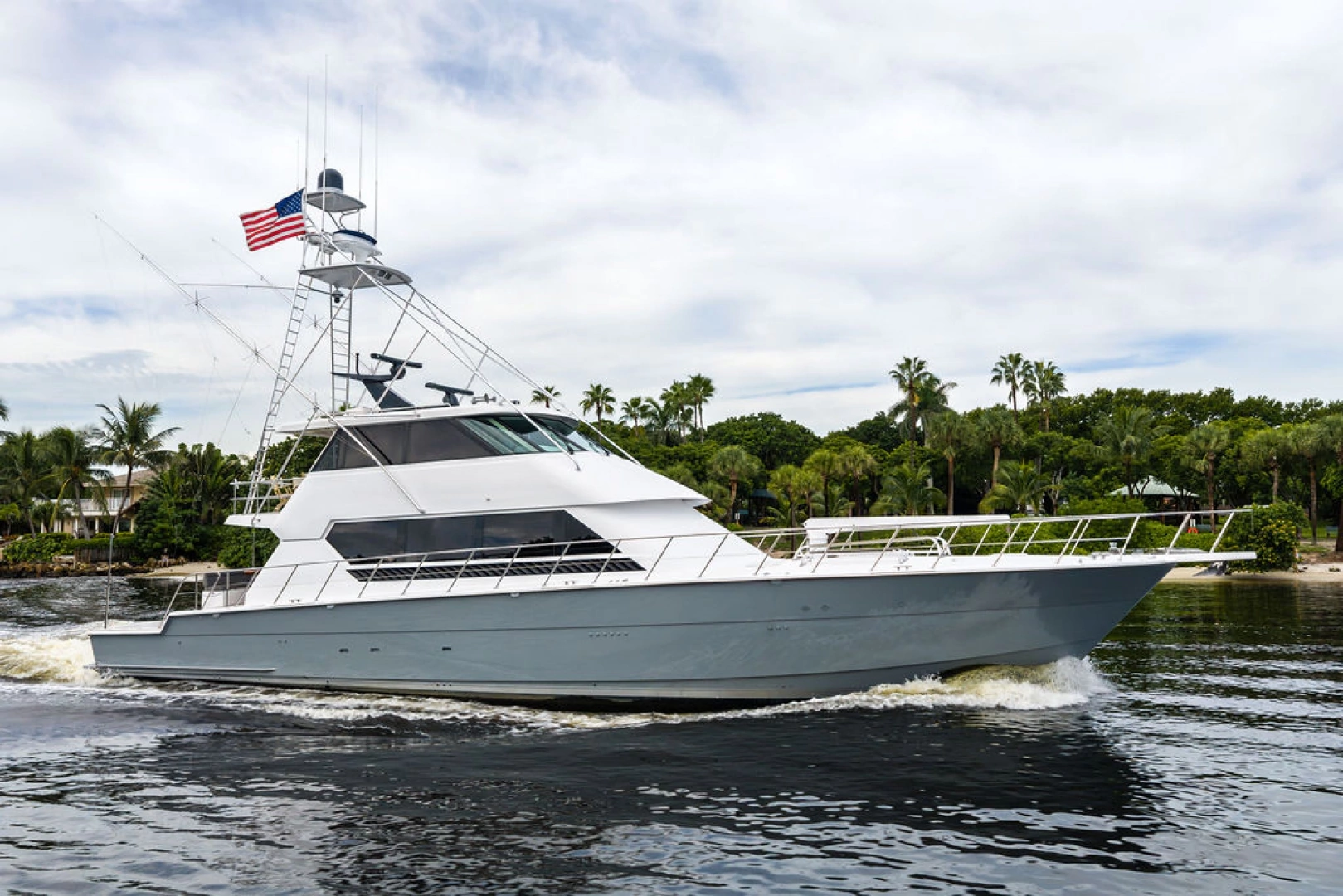 1998 Hatteras 82 Convertible, photo 1 of 57
