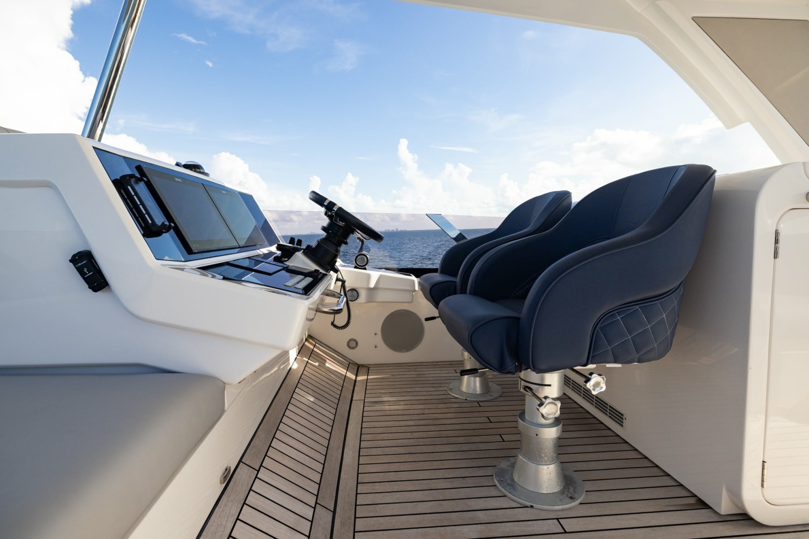 2022 Sunseeker Manhattan 68