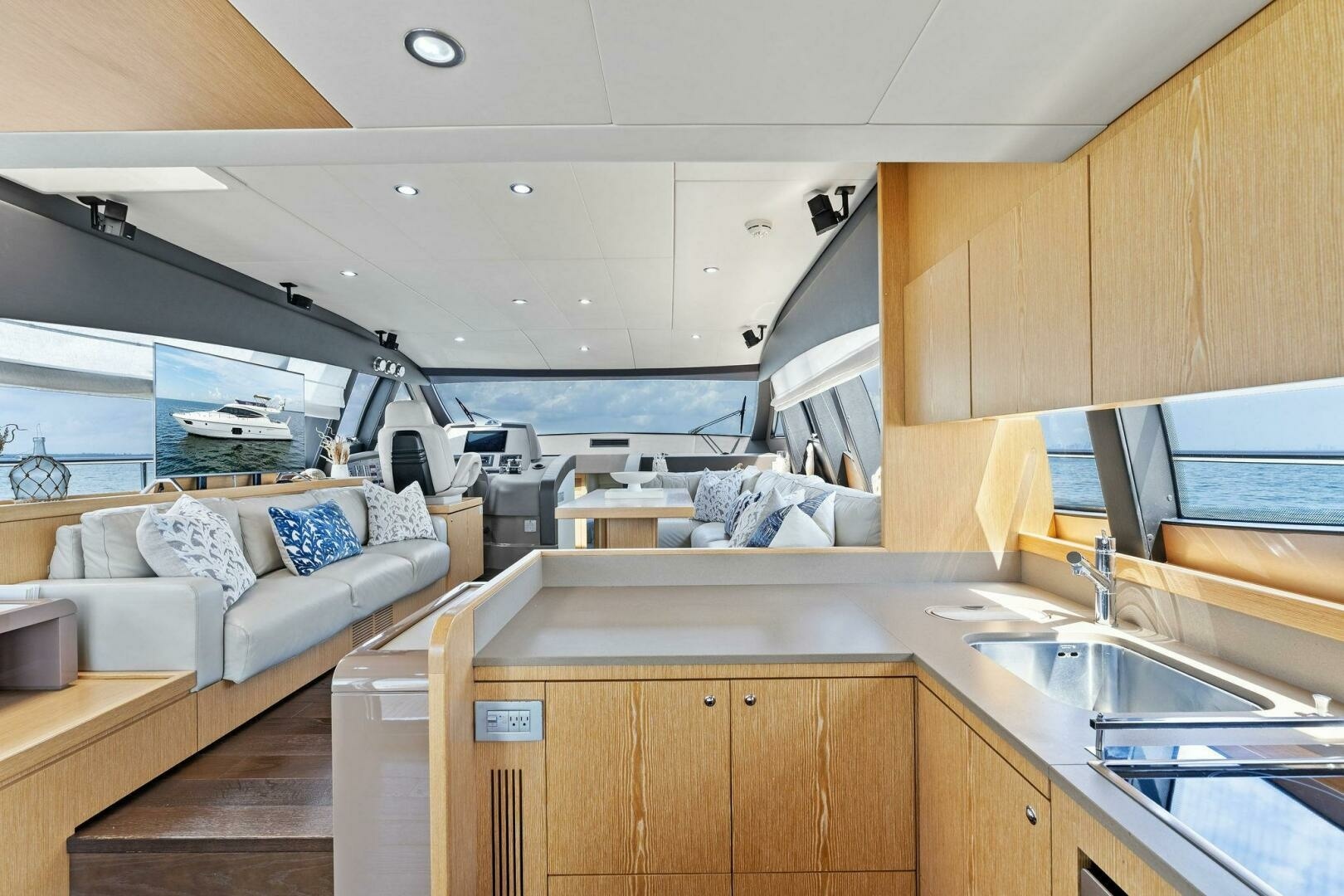 Big Deck Energy 62ft Ferretti Yachts Yacht For Sale Big Deck Energy 62ft Ferretti Yachts Yacht For Sale