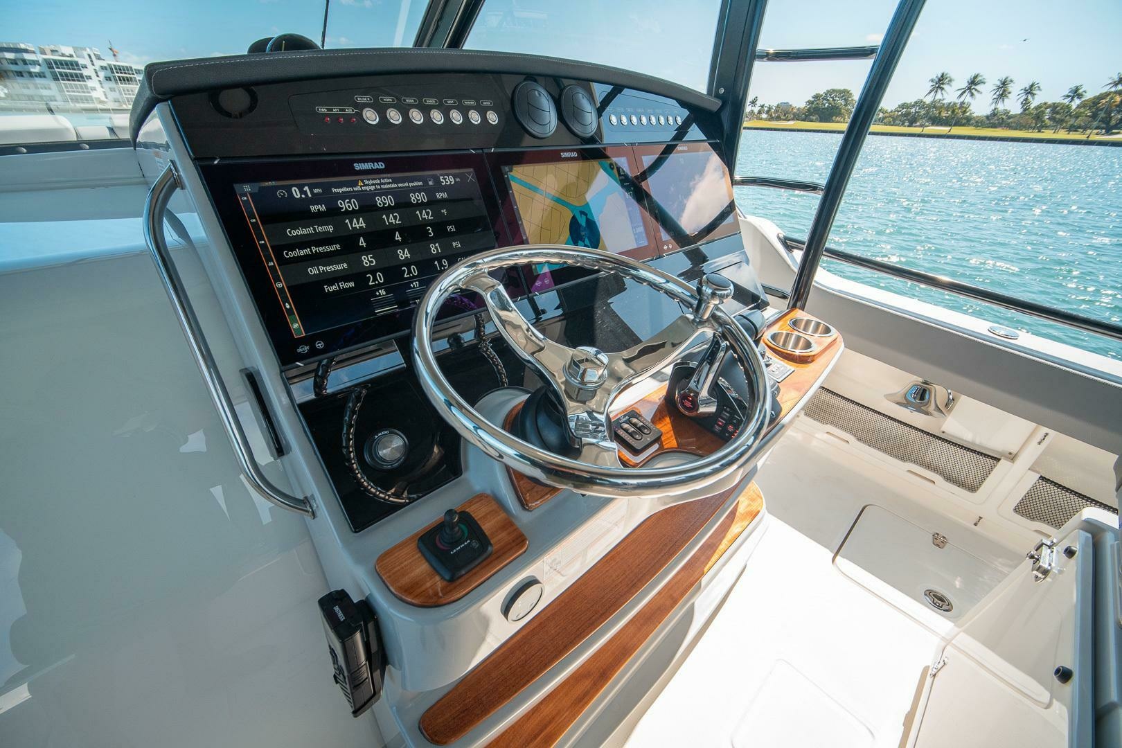 PIPE DREAM 42ft Boston Whaler Yacht For Sale