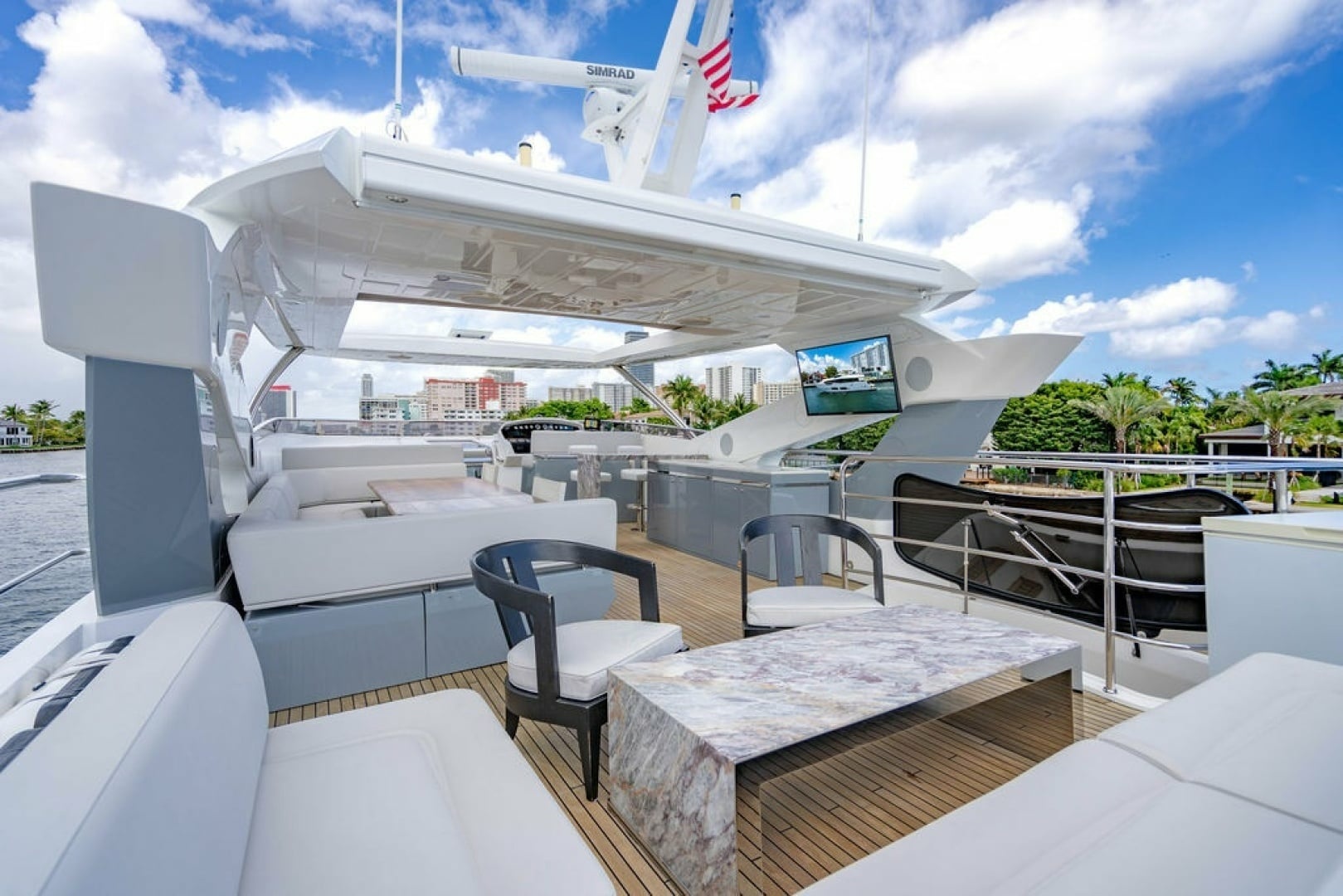 2019 Sunseeker 95 Motor Yacht
