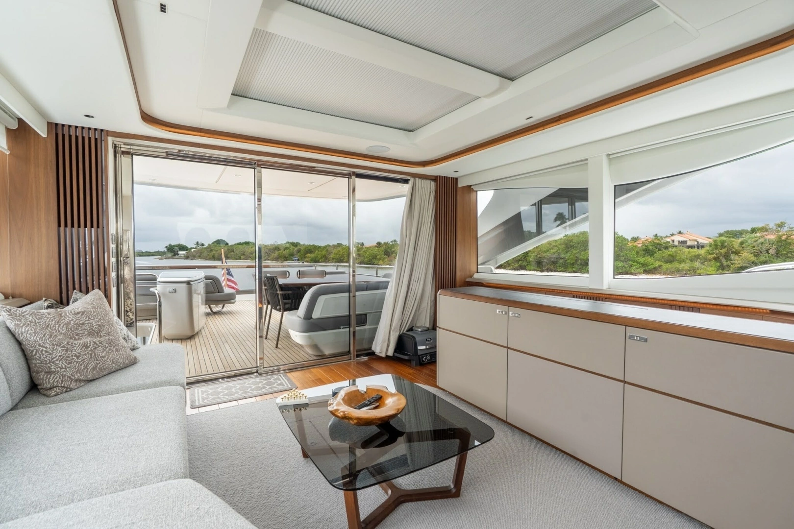 Princess X80 Yacht For Sale