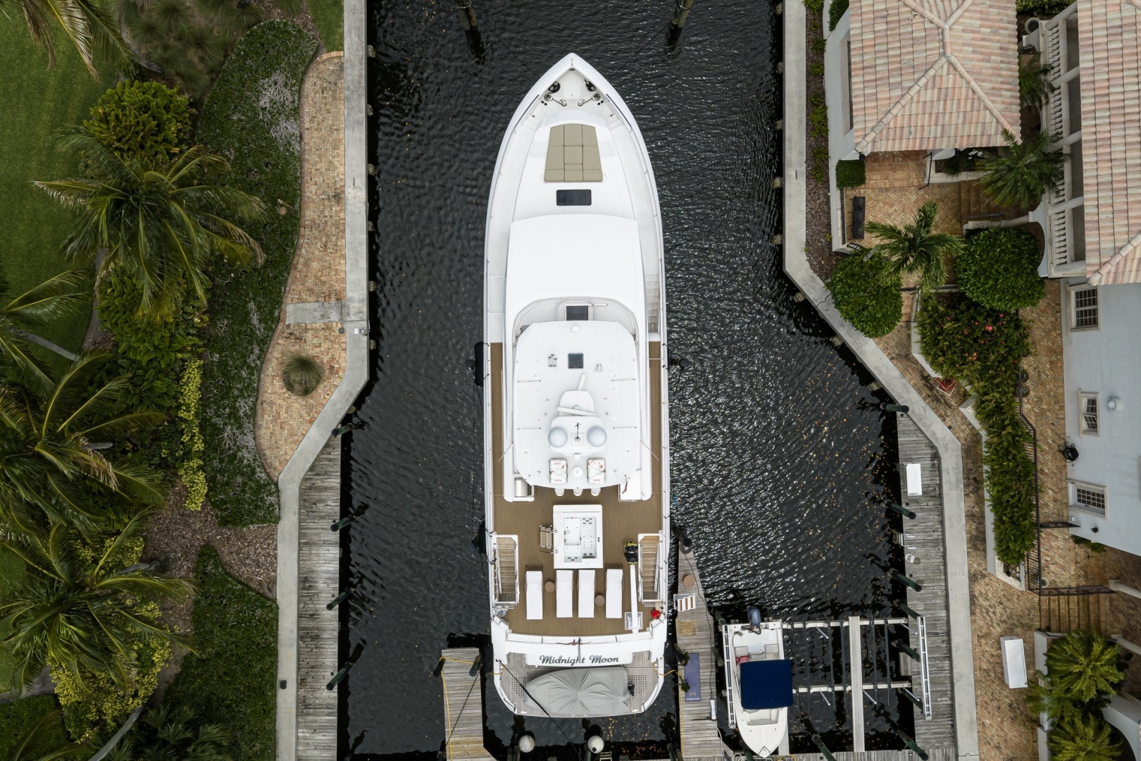 Midnight Moon 85ft Horizon Yacht For Sale