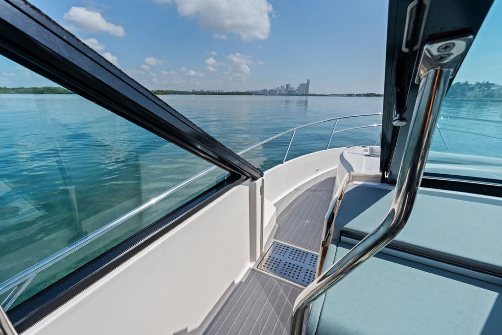 Regal 36 XO Yacht For Sale
