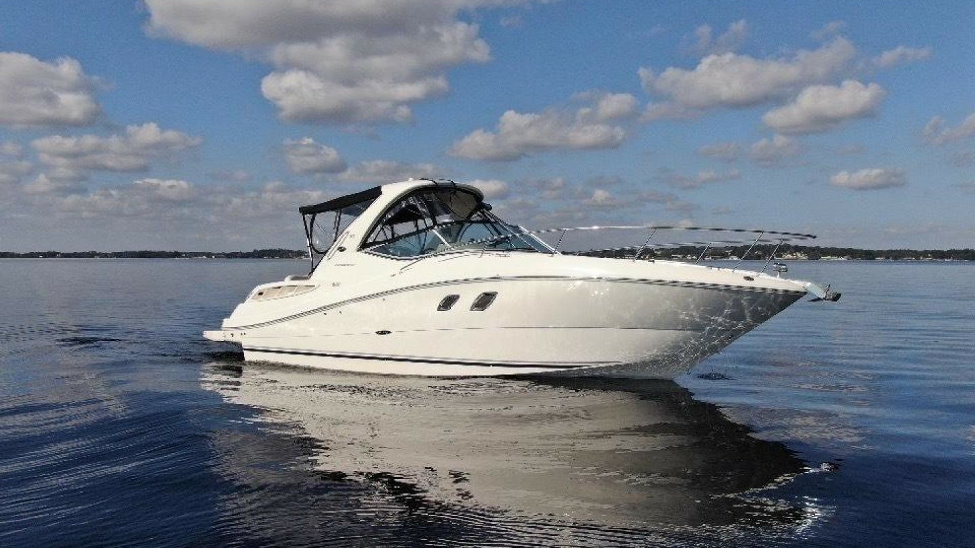 Andrews Place 33ft Sea Ray Yacht For Sale