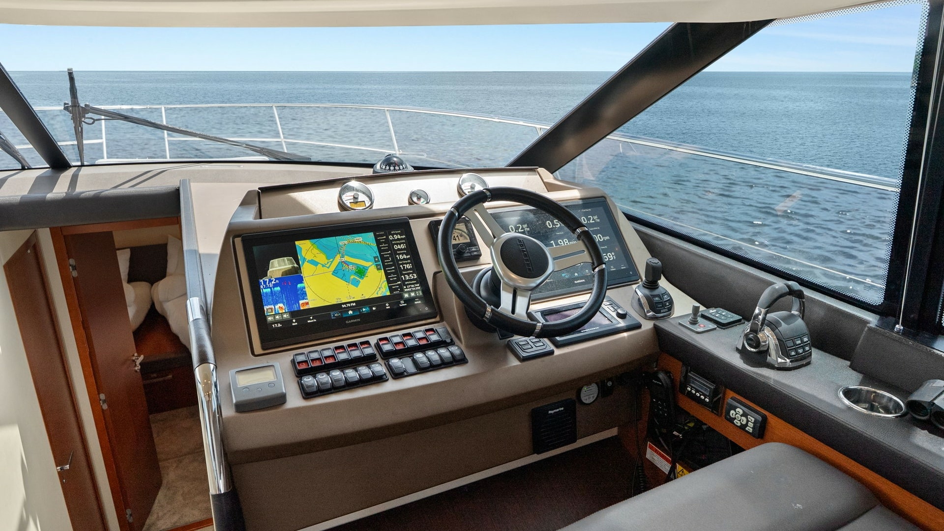YACHTWAVE 50ft Prestige Yacht For Sale