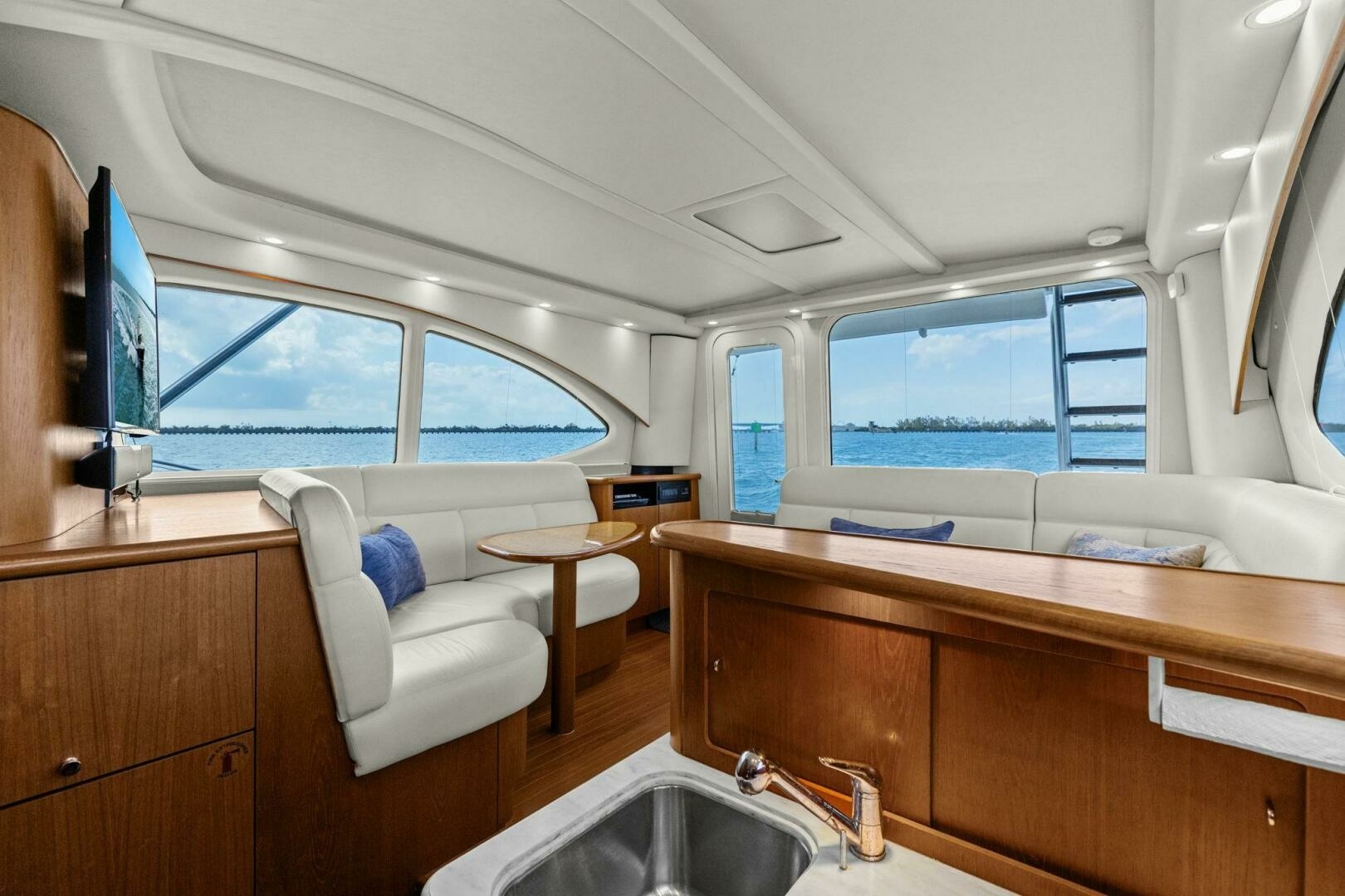 Salty Dach 39ft Tiara Yachts Yacht For Sale