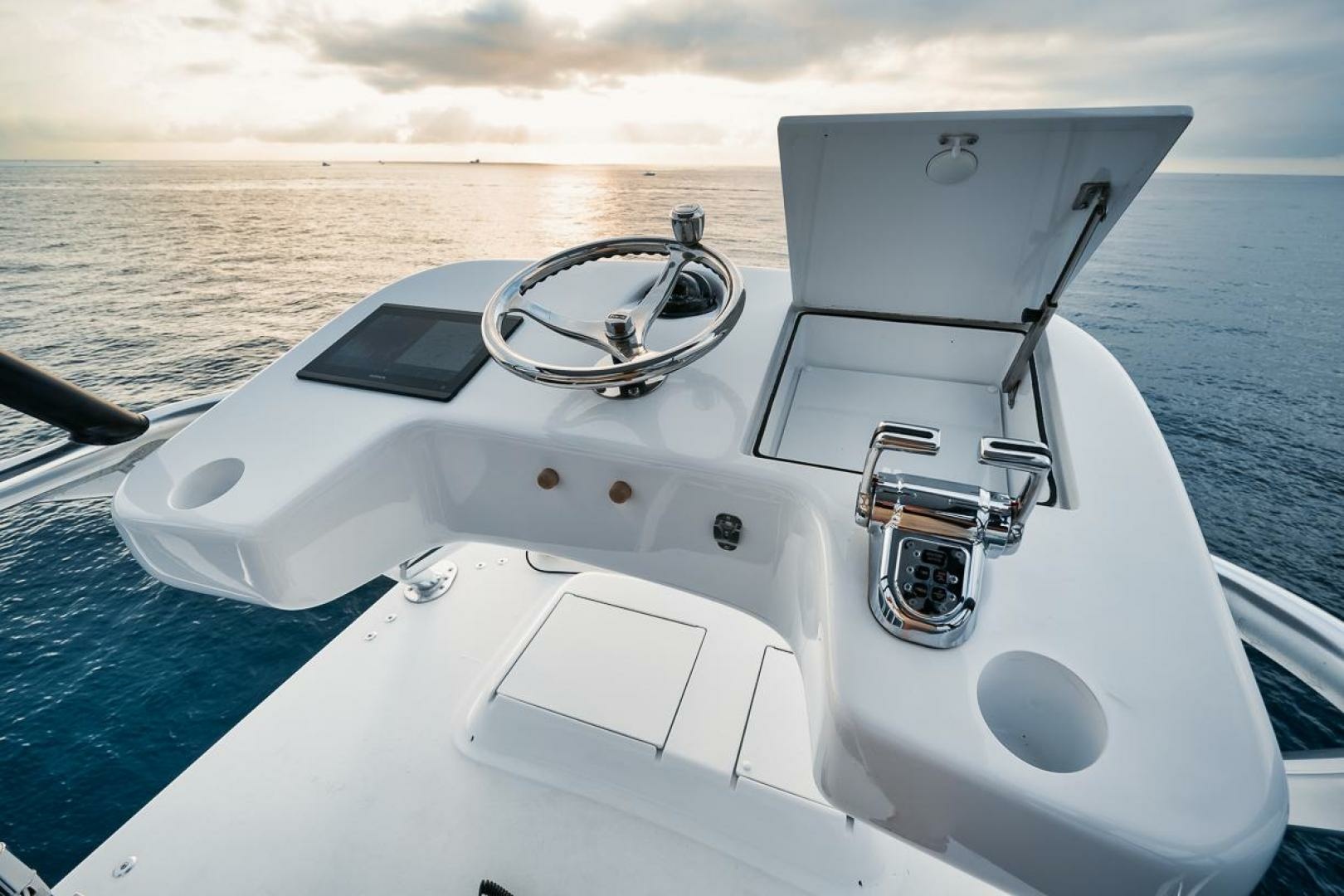 Ziggy 59ft Hatteras Yacht For Sale